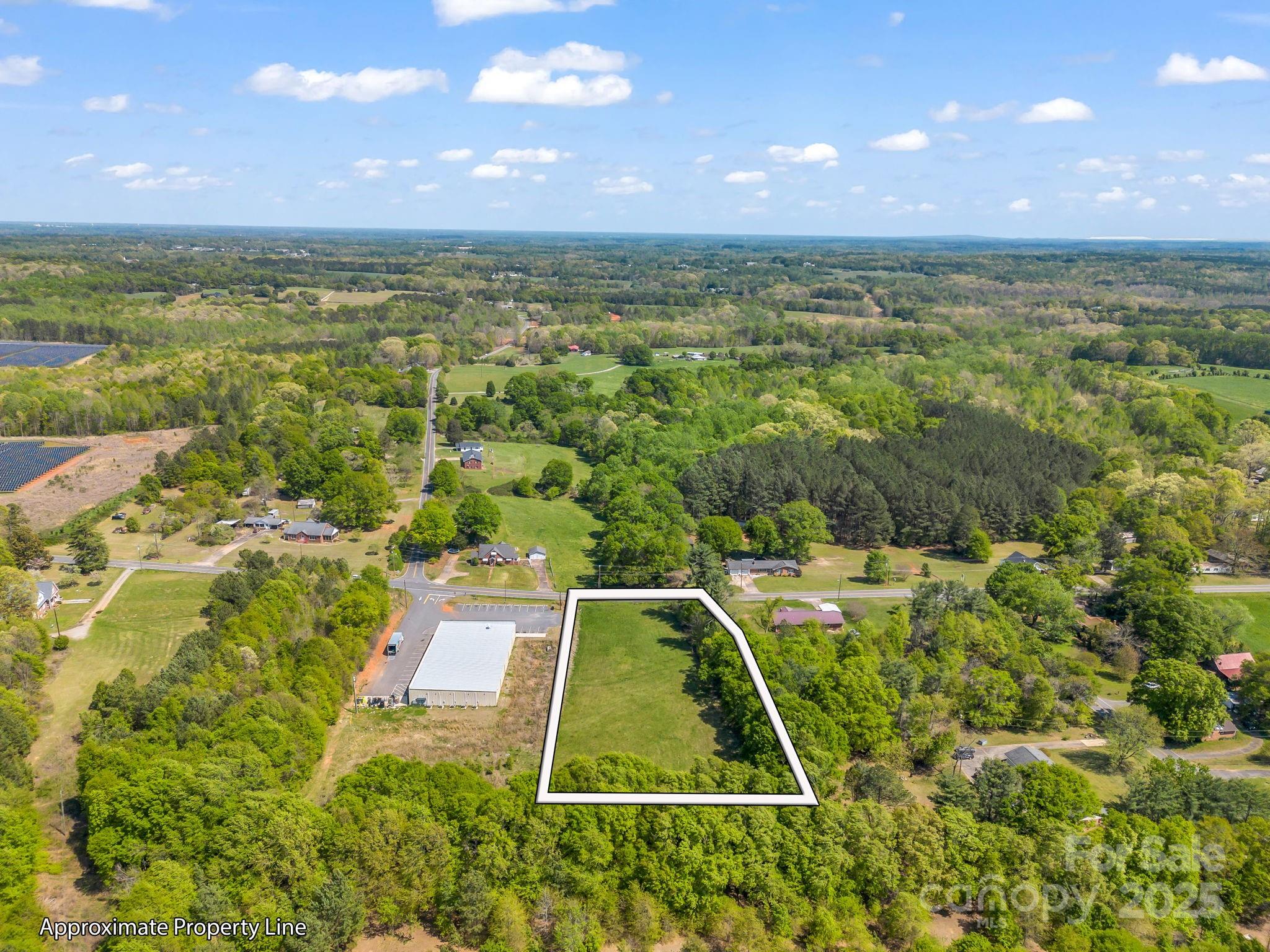 28040 Real Estate Listings Main Image