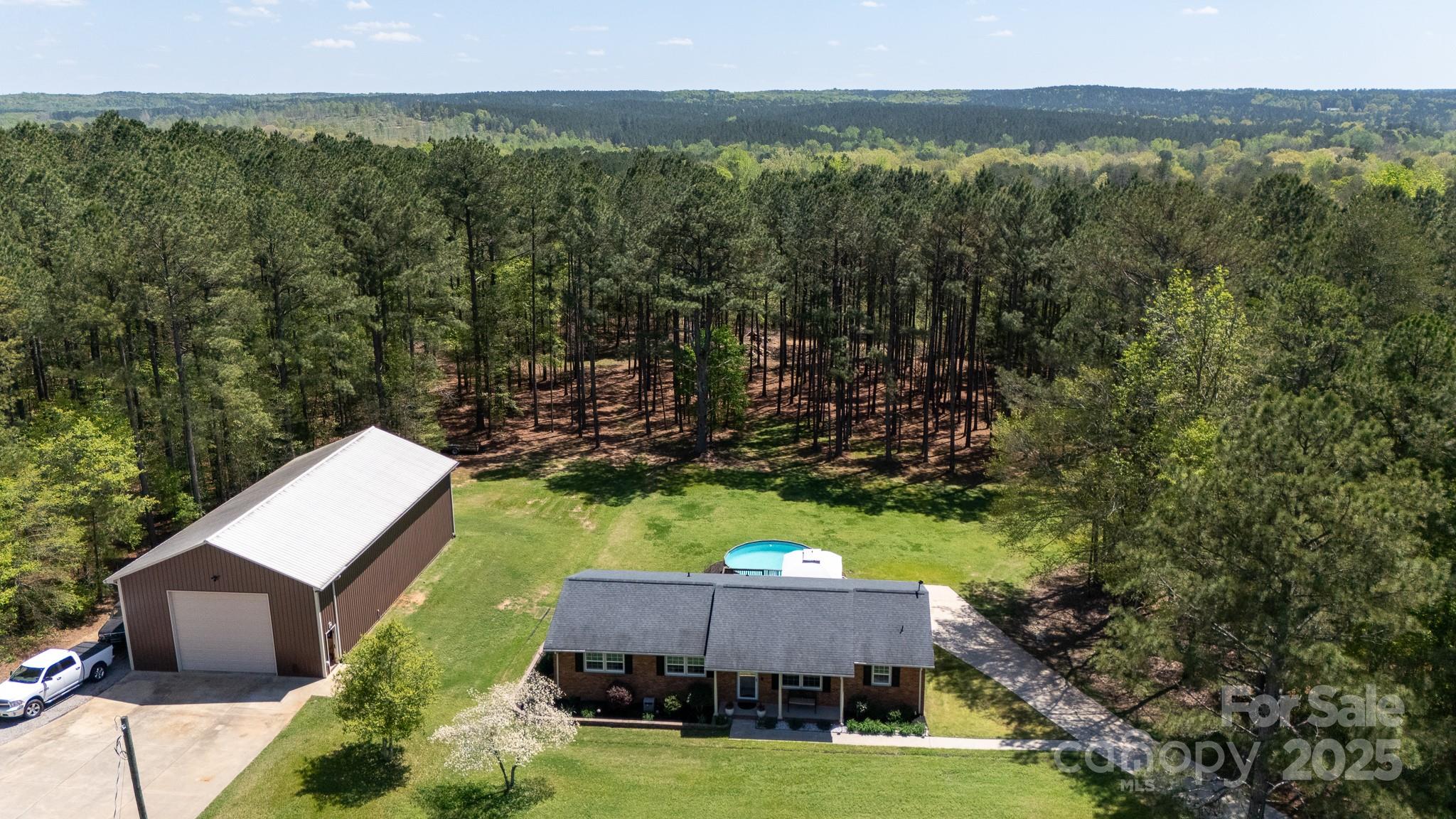 5381 Mount Carmel Road Property Photo