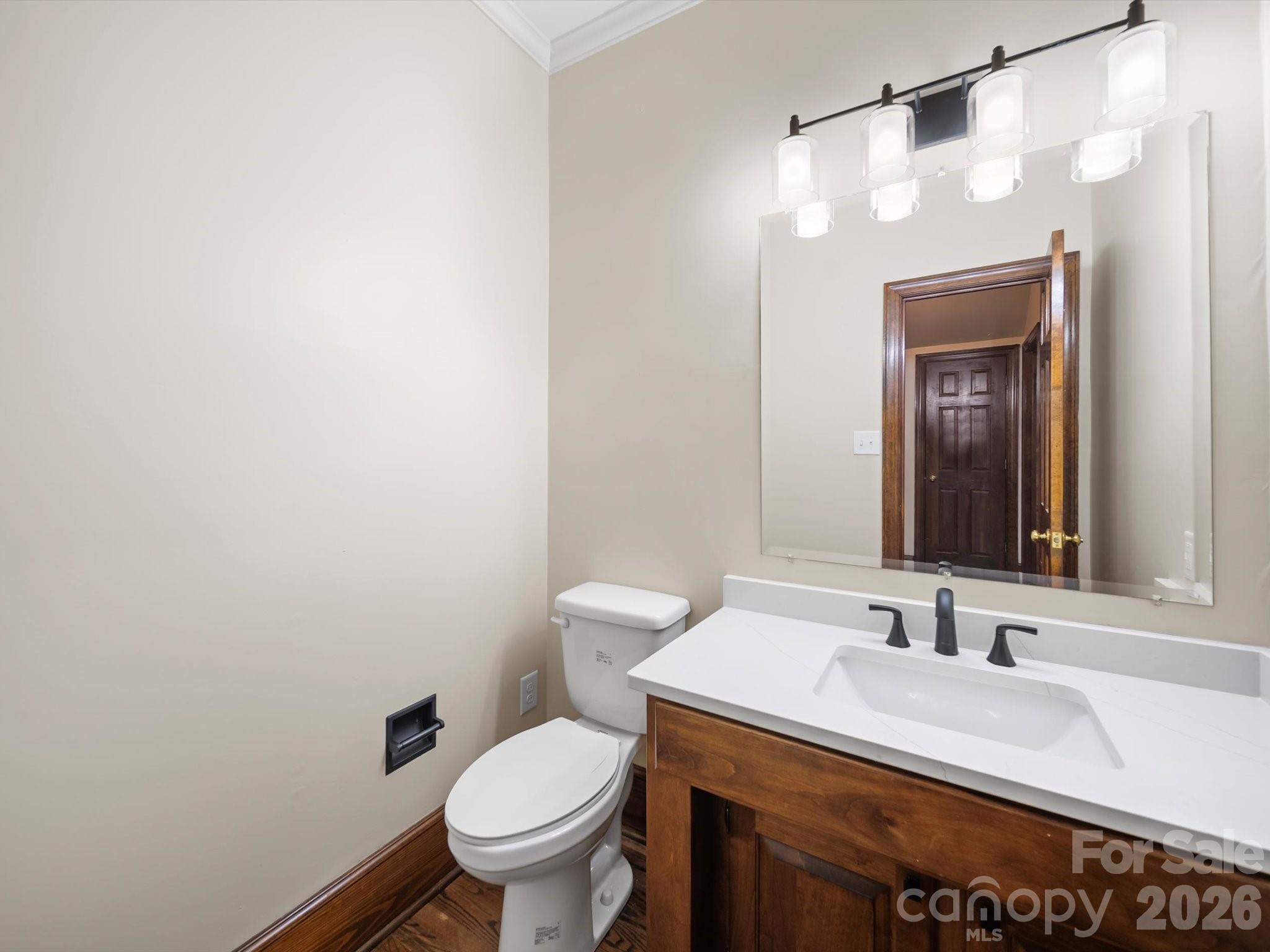 216 Anderson Street Property Photo 17