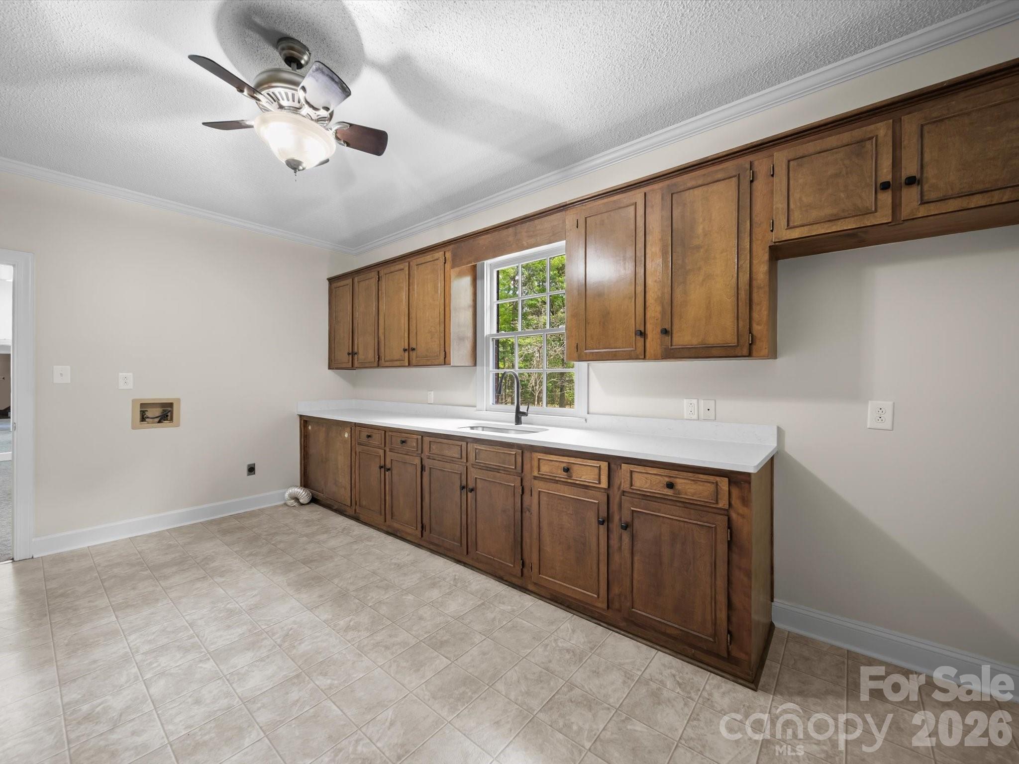 216 Anderson Street Property Photo 25