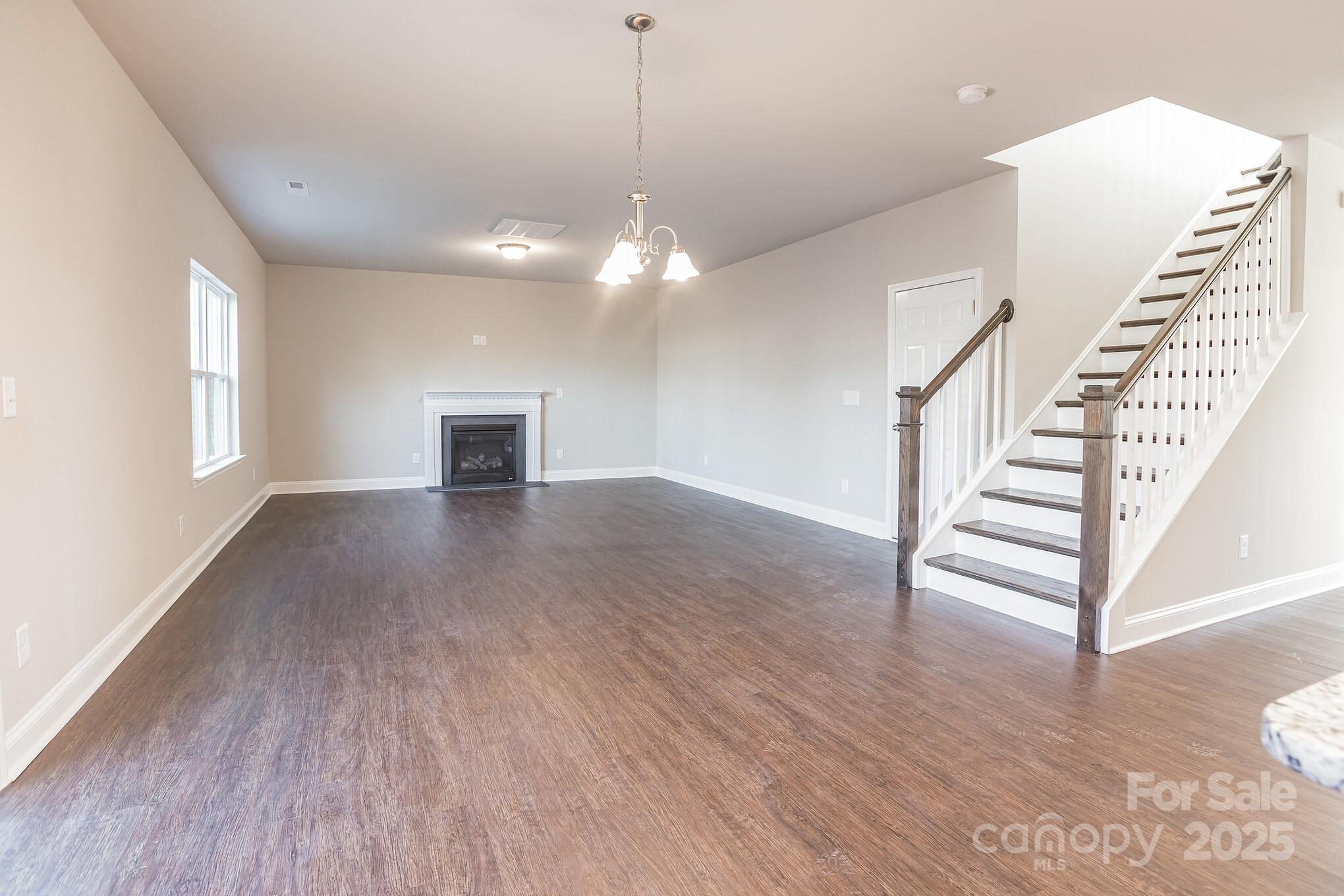 4176 River Run Circle Property Photo 5