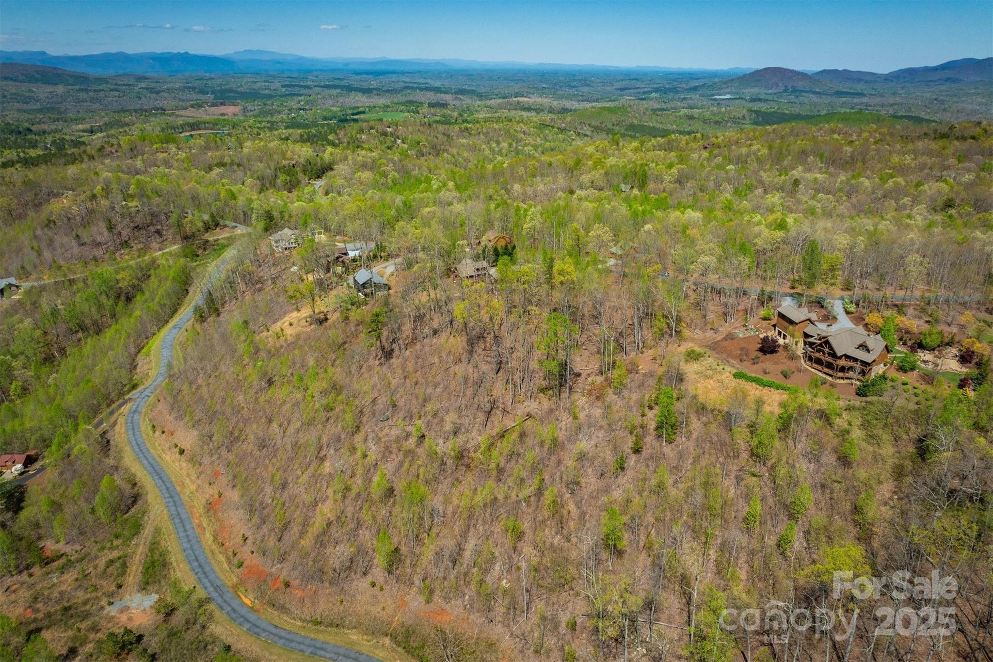 183 Woodgate Trail 103 Property Photo 12