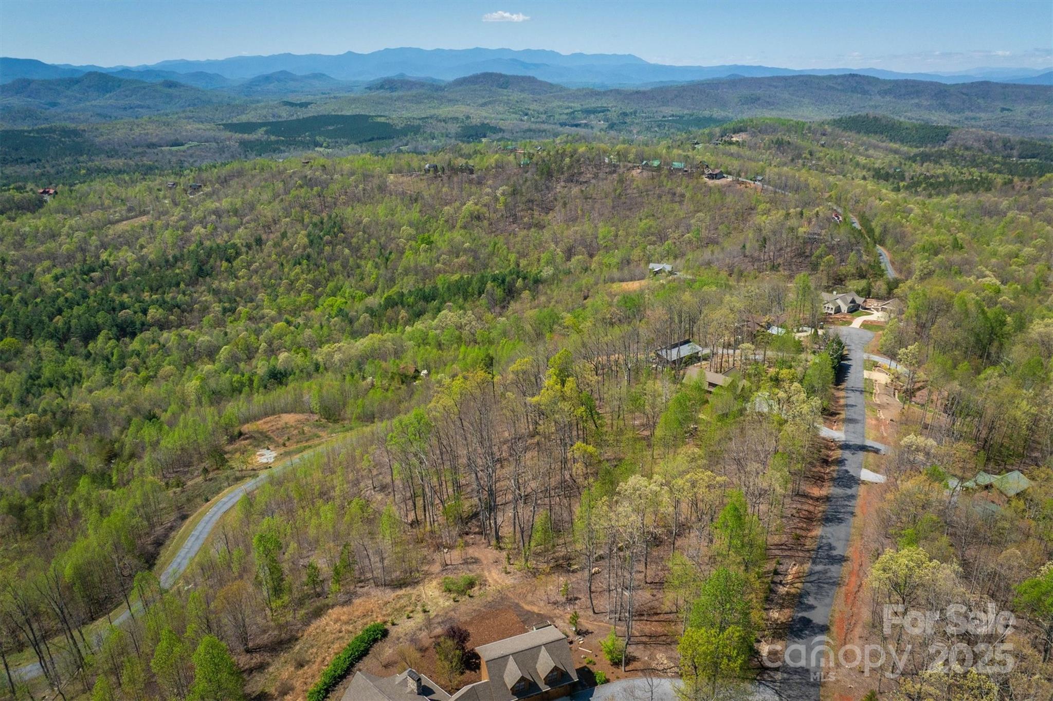 183 Woodgate Trail 103 Property Photo 14
