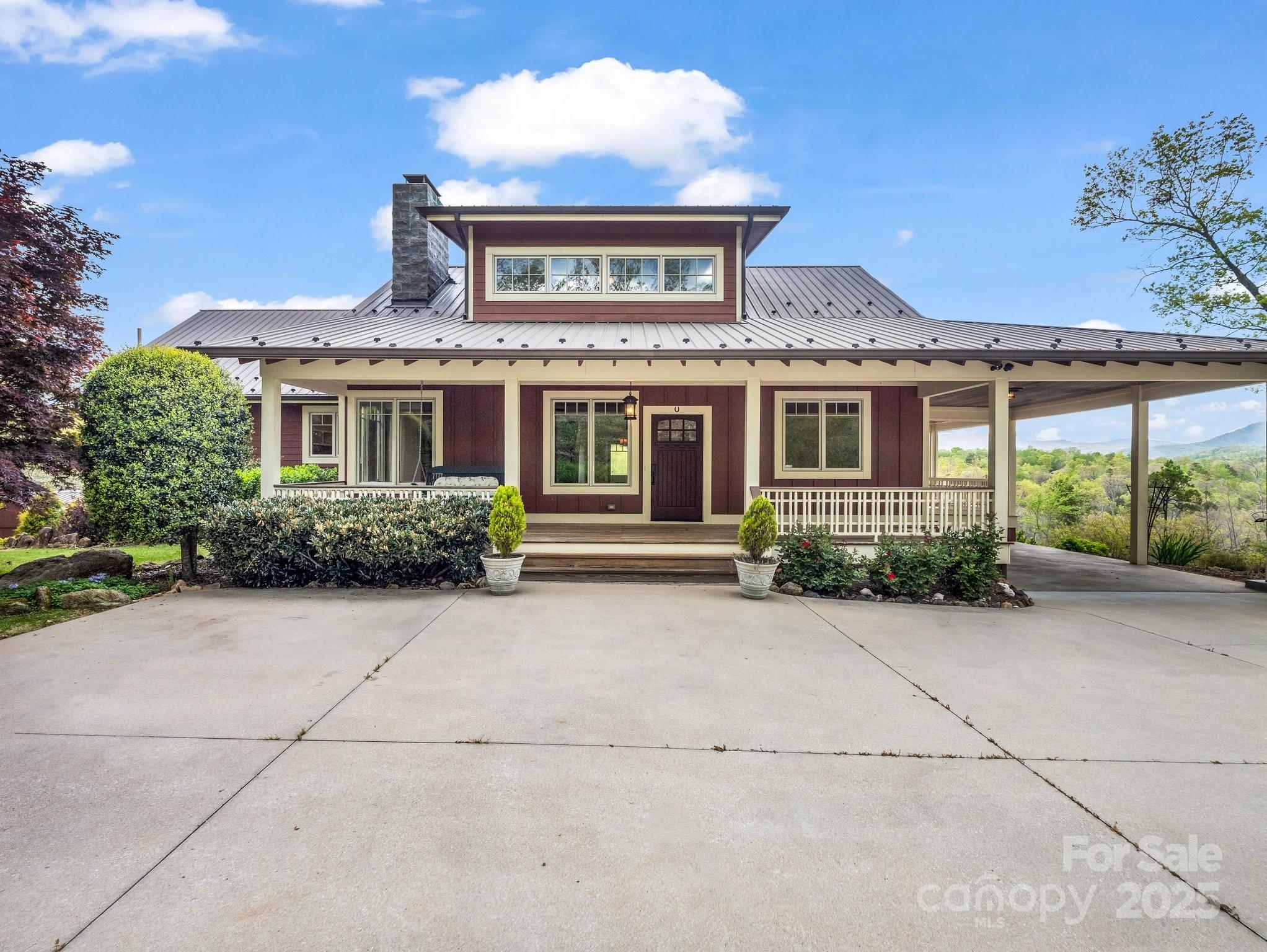 111 Arabesque Way Property Photo