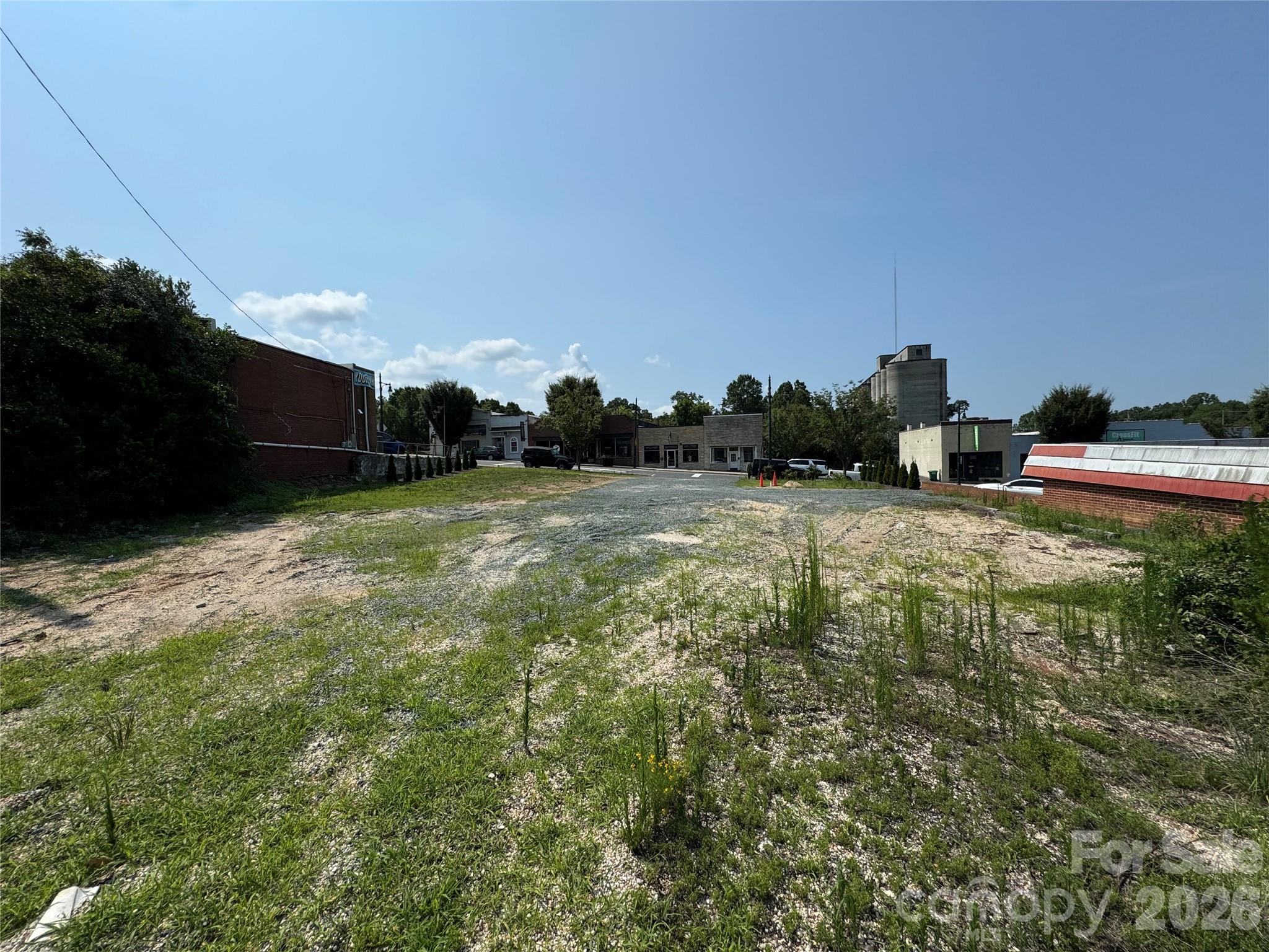 420 W Main Street Property Photo 8