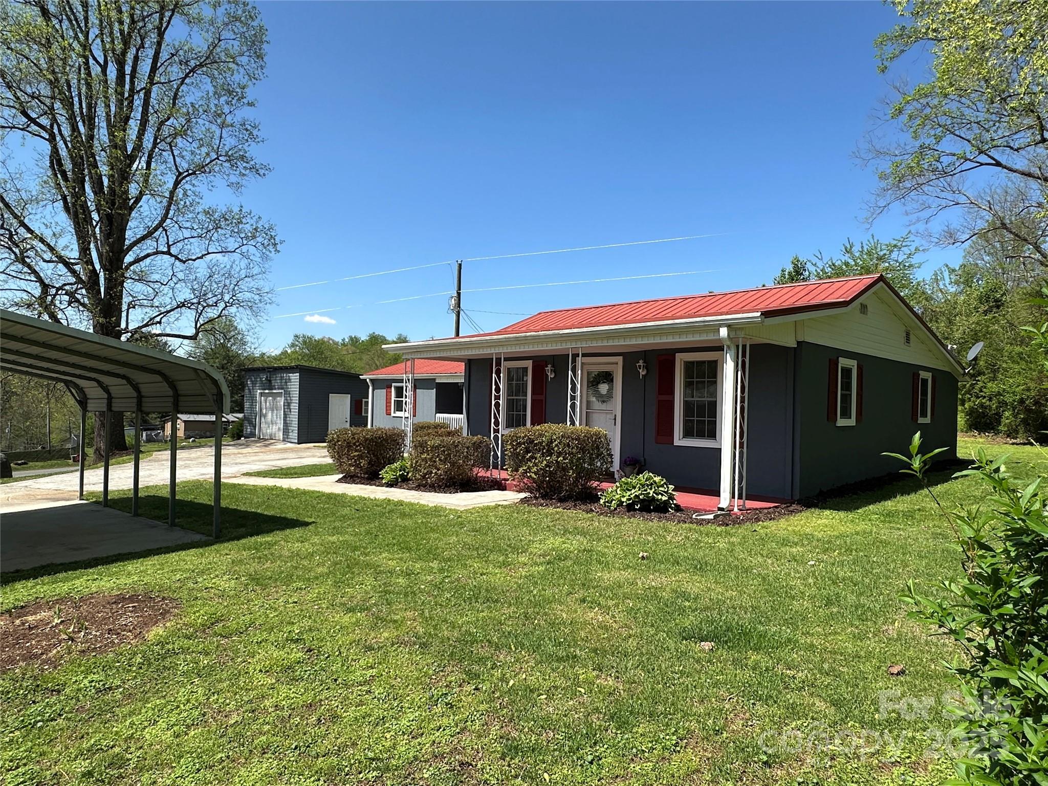 440 Hill Top Circle Property Photo