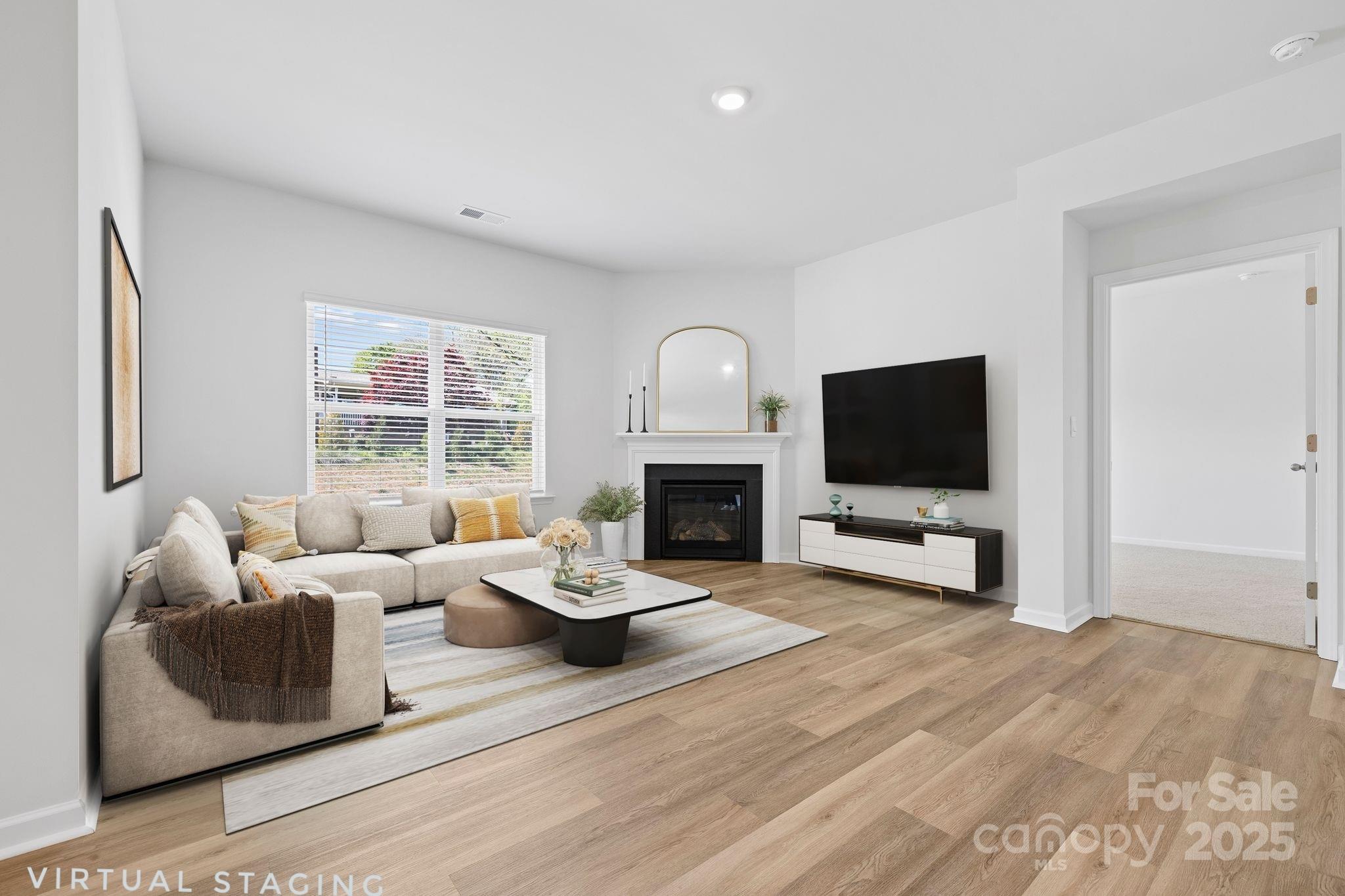 3664 Mercer Street Property Photo 10