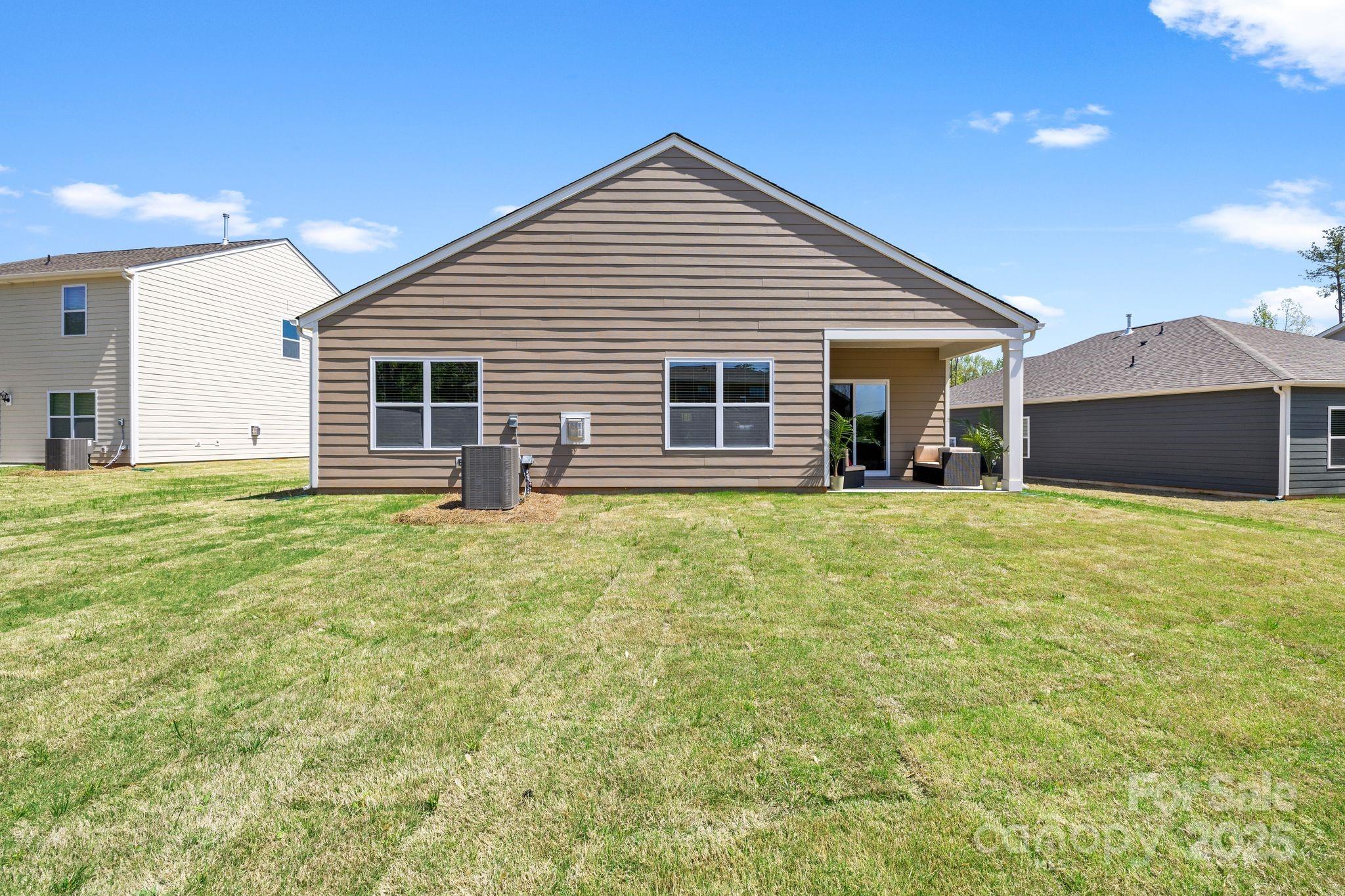 3664 Mercer Street Property Photo 24