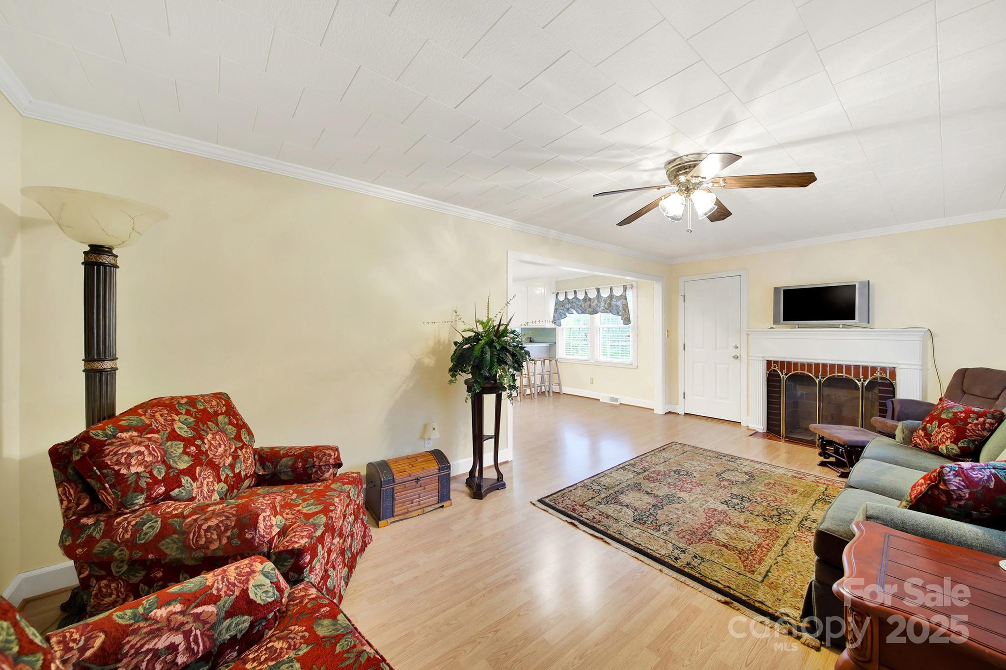 4462 Flat Creek Road Property Photo 6