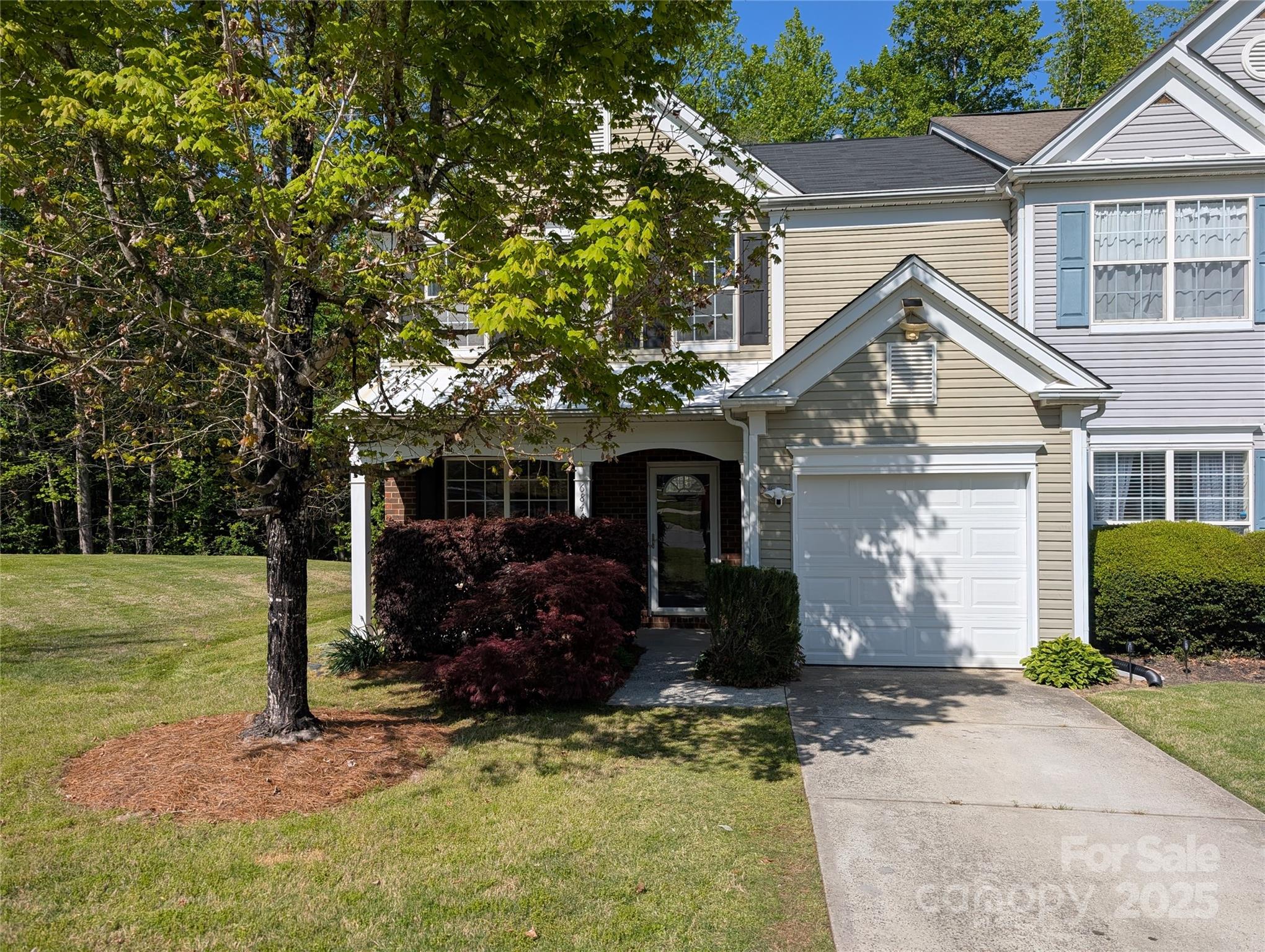 6846 Beverly Springs Drive Property Photo 1