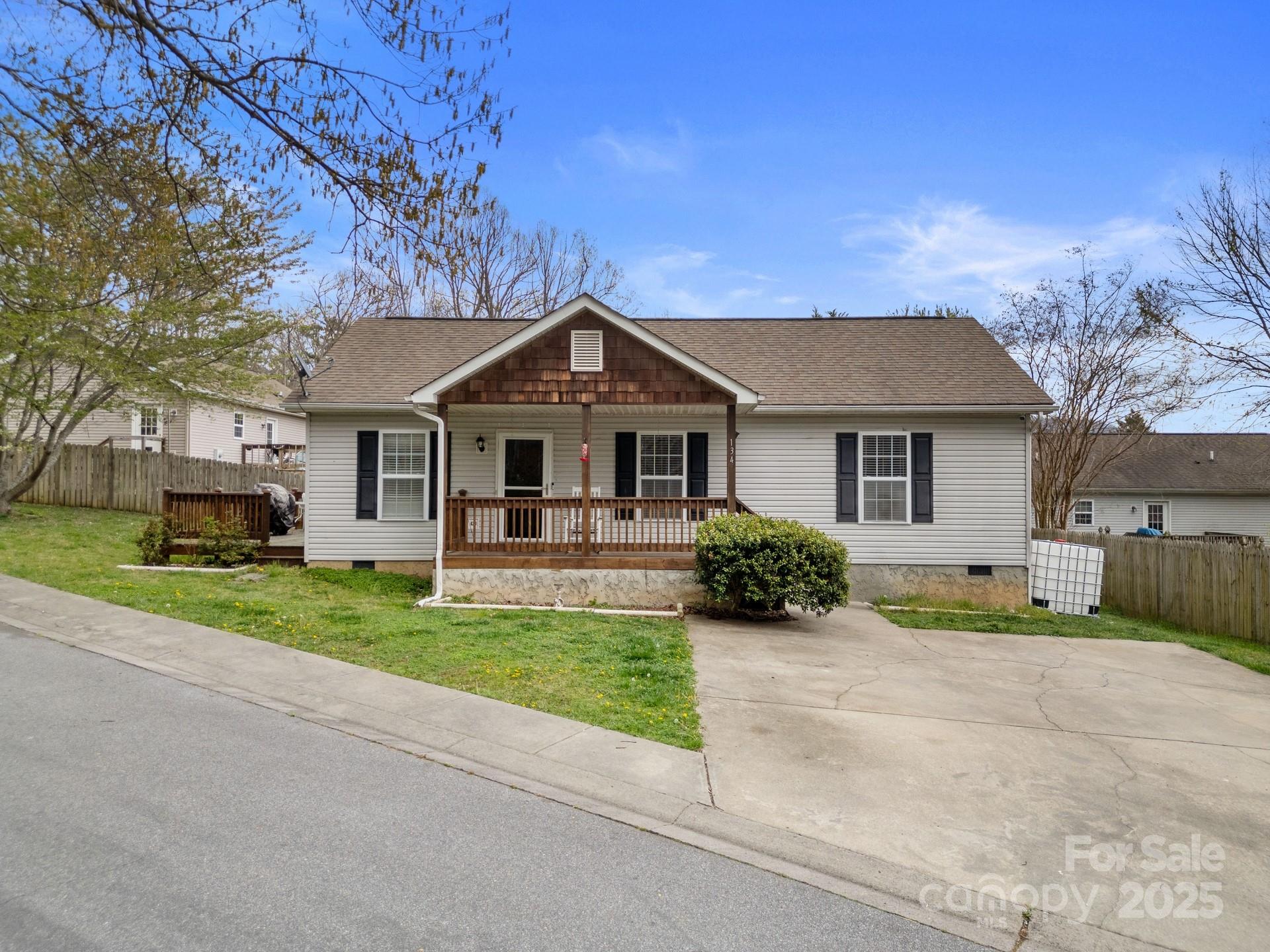 Addison Creek Real Estate Listings Main Image