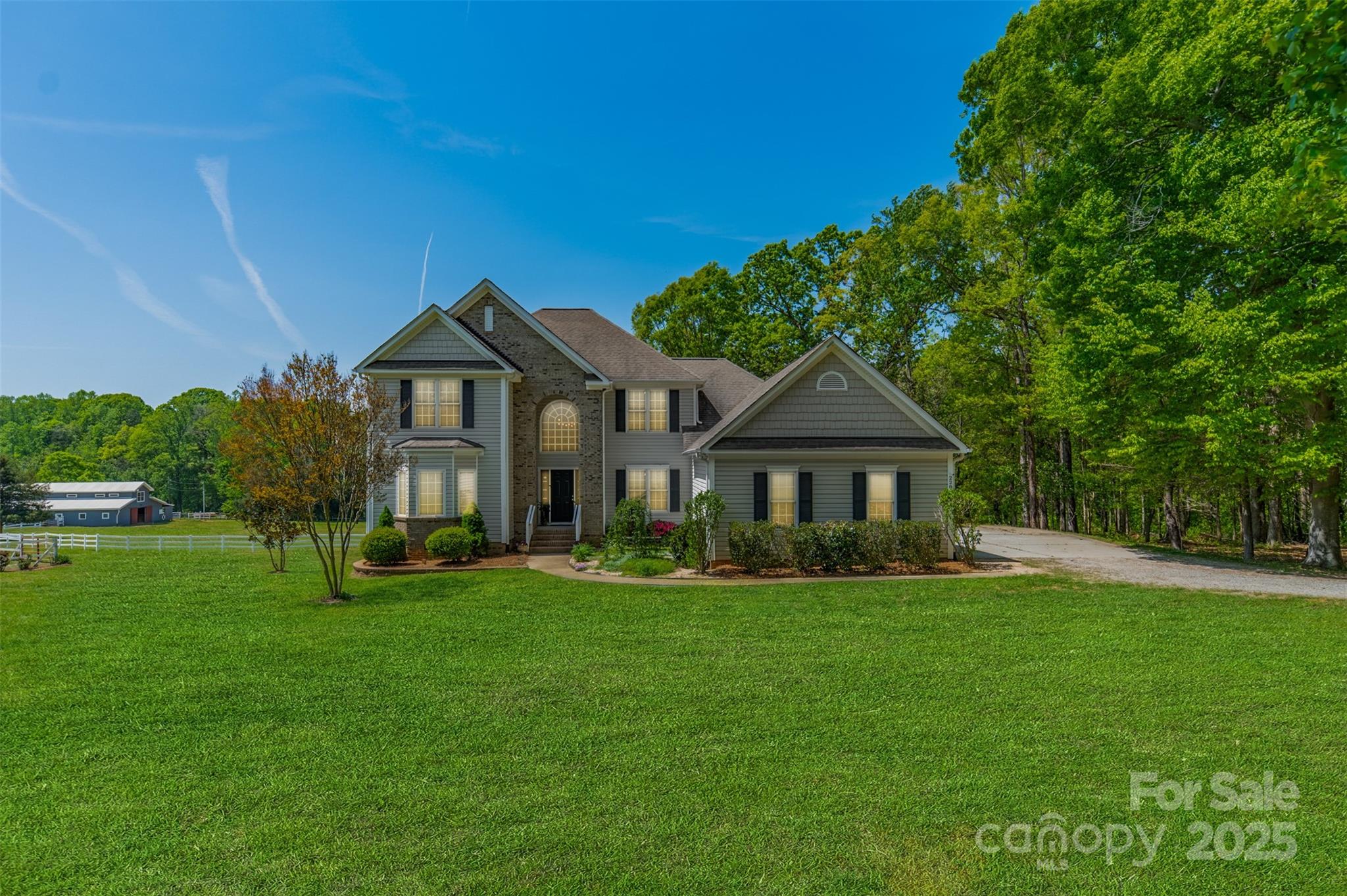 228 Red Dog Drive Property Photo