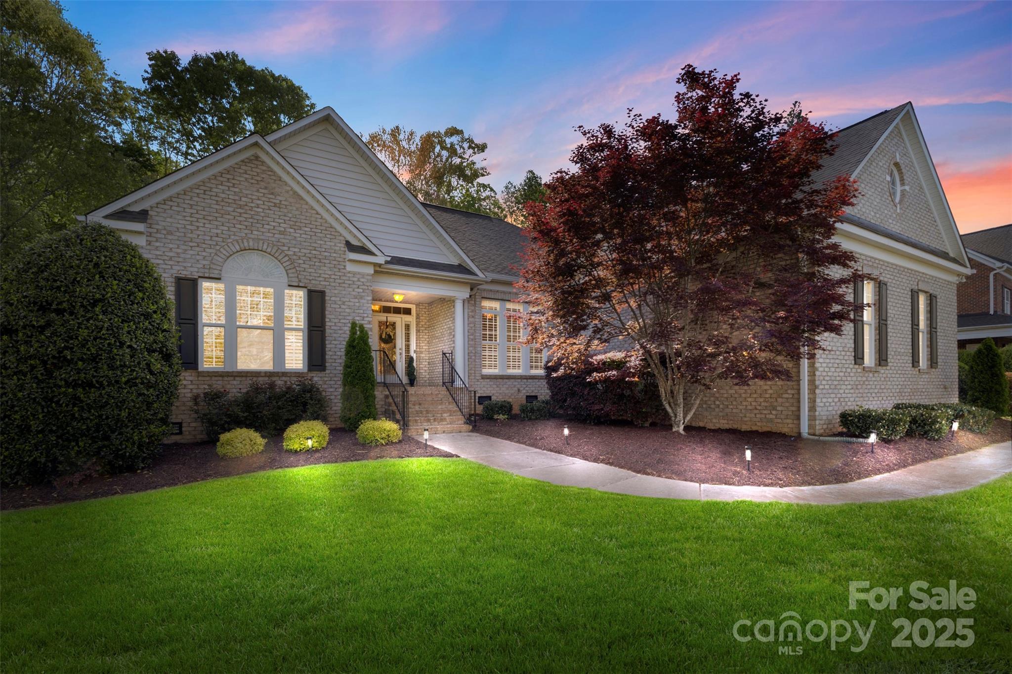1317 Waynewood Drive Property Photo