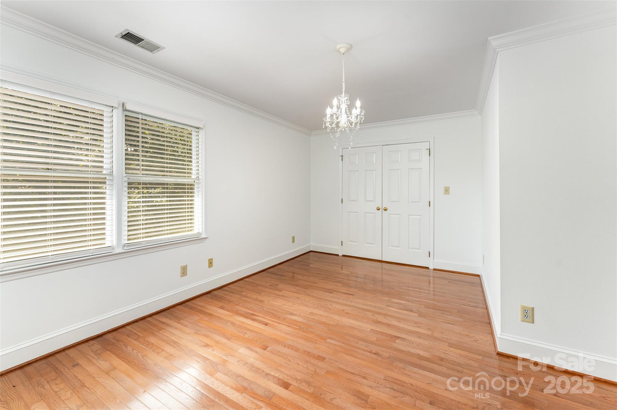 426 Saint Michaels Way Property Photo 29