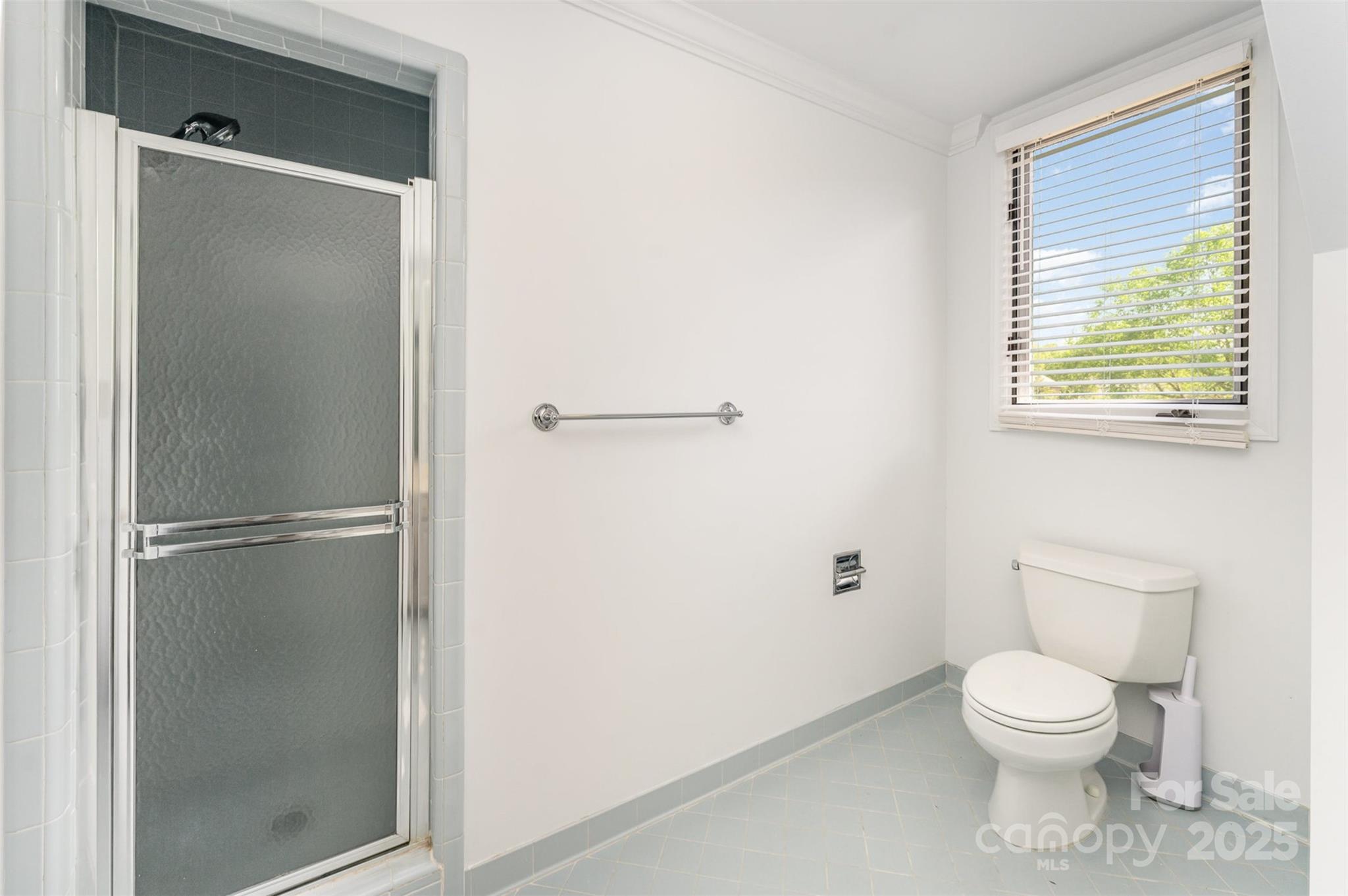 426 Saint Michaels Way Property Photo 35