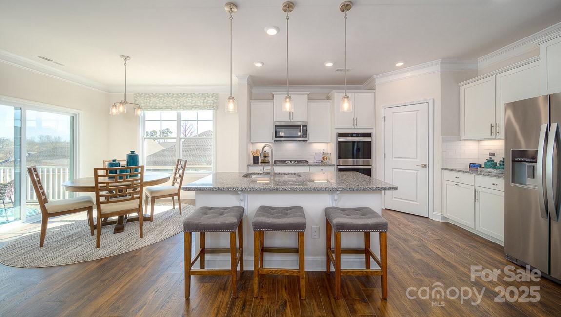 7035 Butternut Oak Terrace Property Photo 7