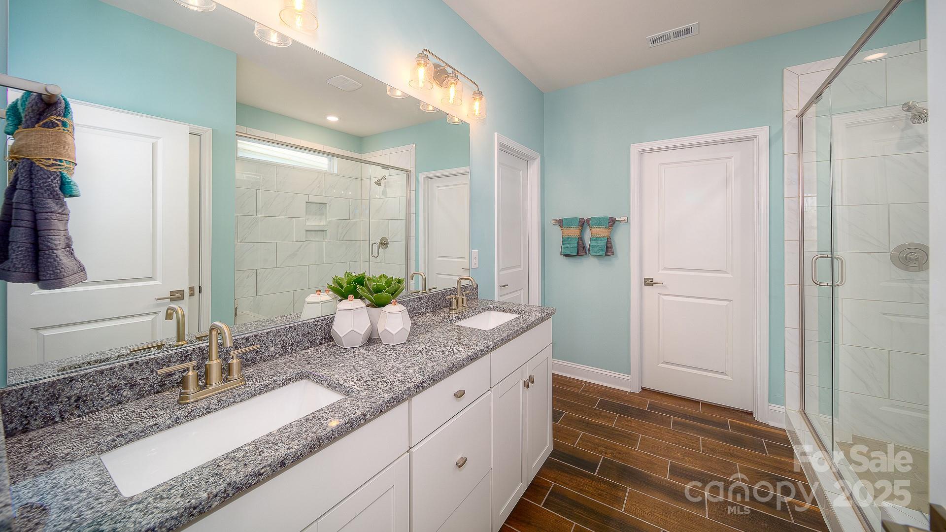 7035 Butternut Oak Terrace Property Photo 19