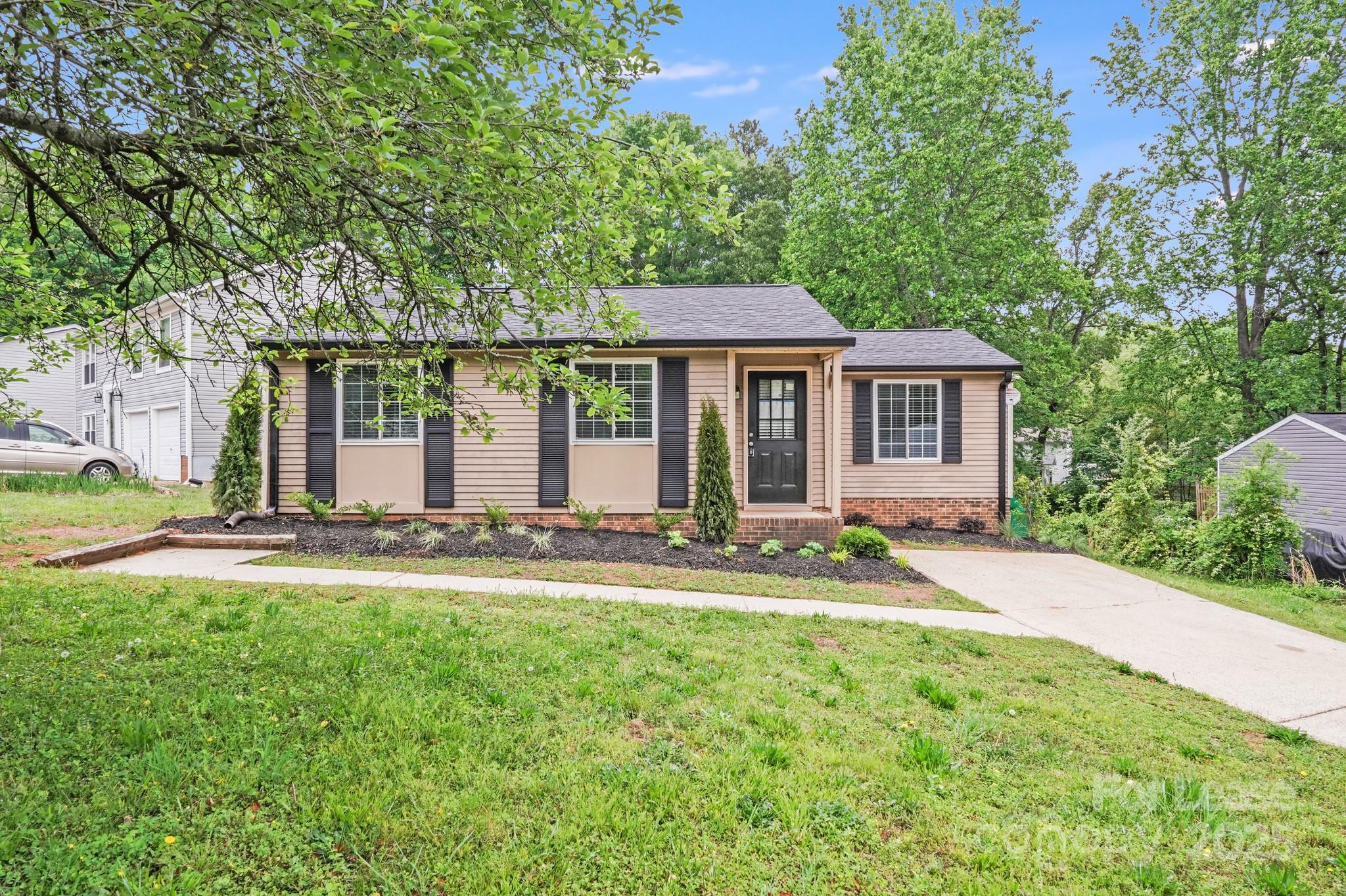 Albemarle Road Real Estate Listings Main Image