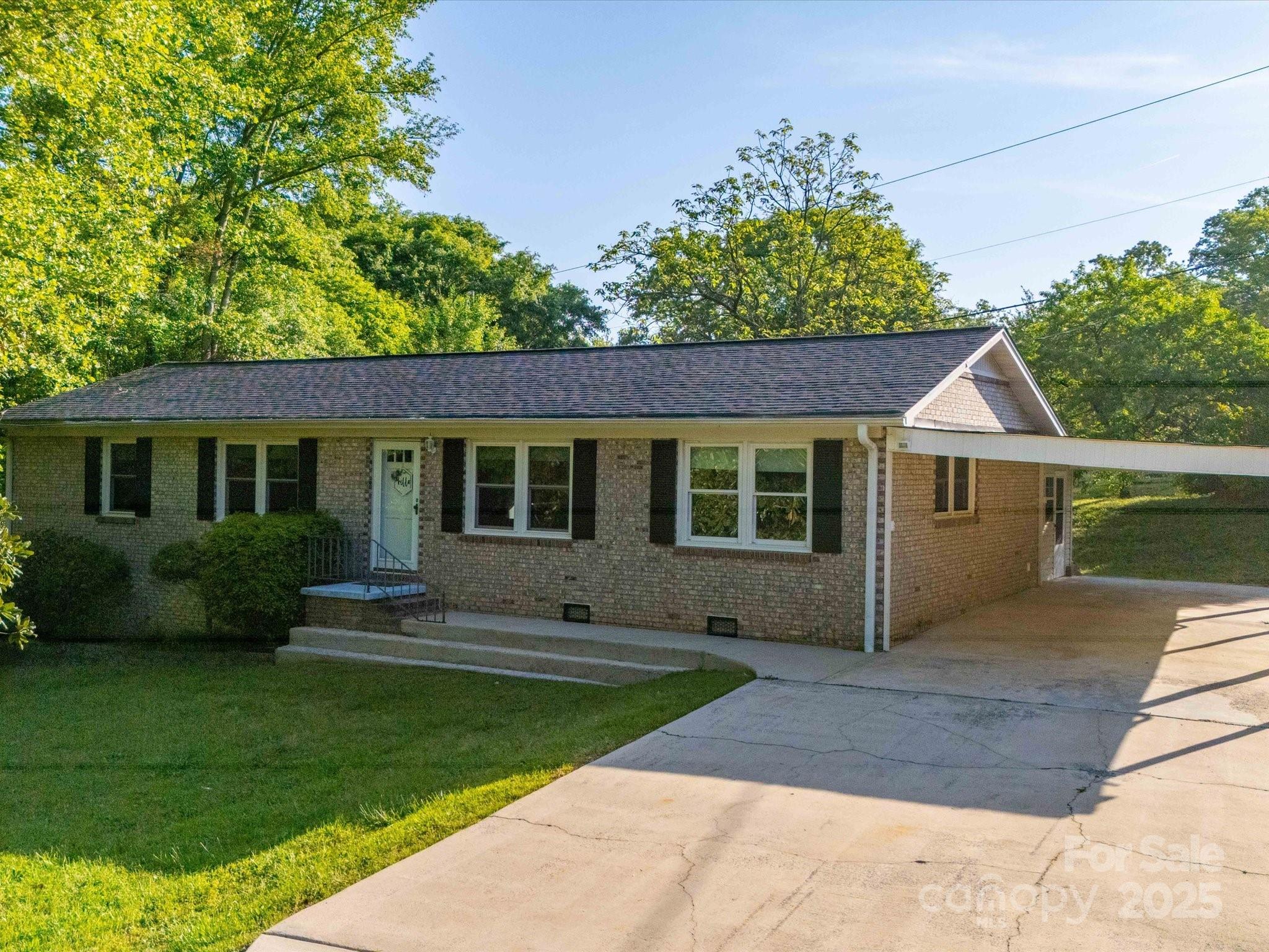 1277 Rainbow Circle Property Photo