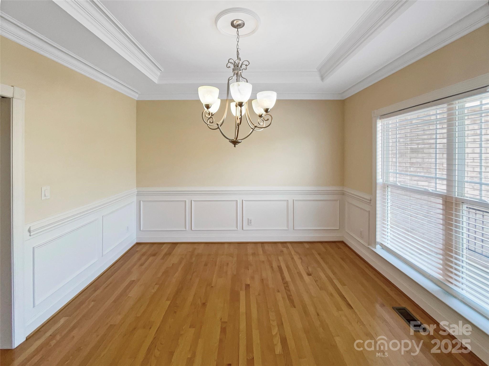 5104 Shannamara Drive Property Photo 13