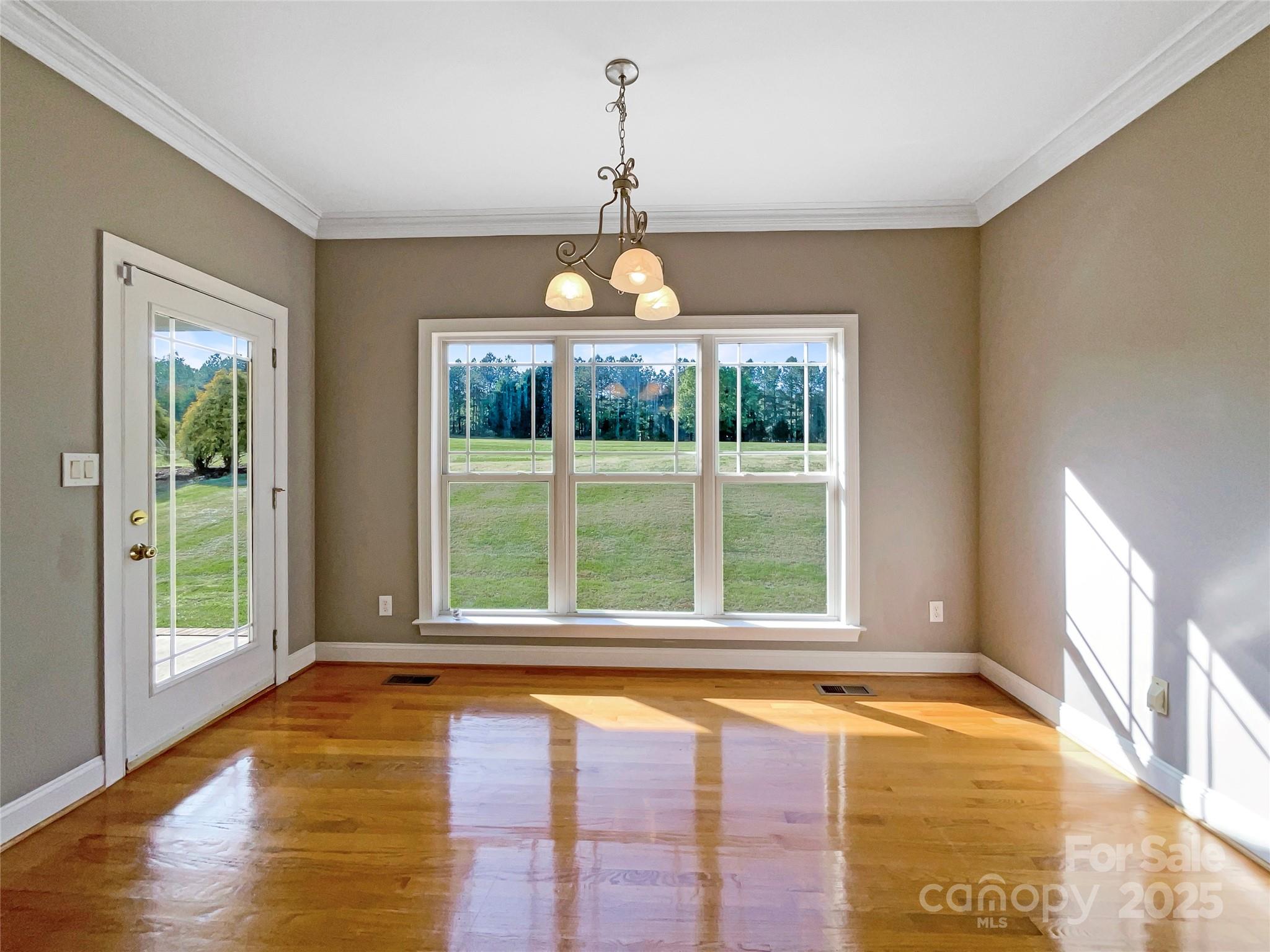 5104 Shannamara Drive Property Photo 19