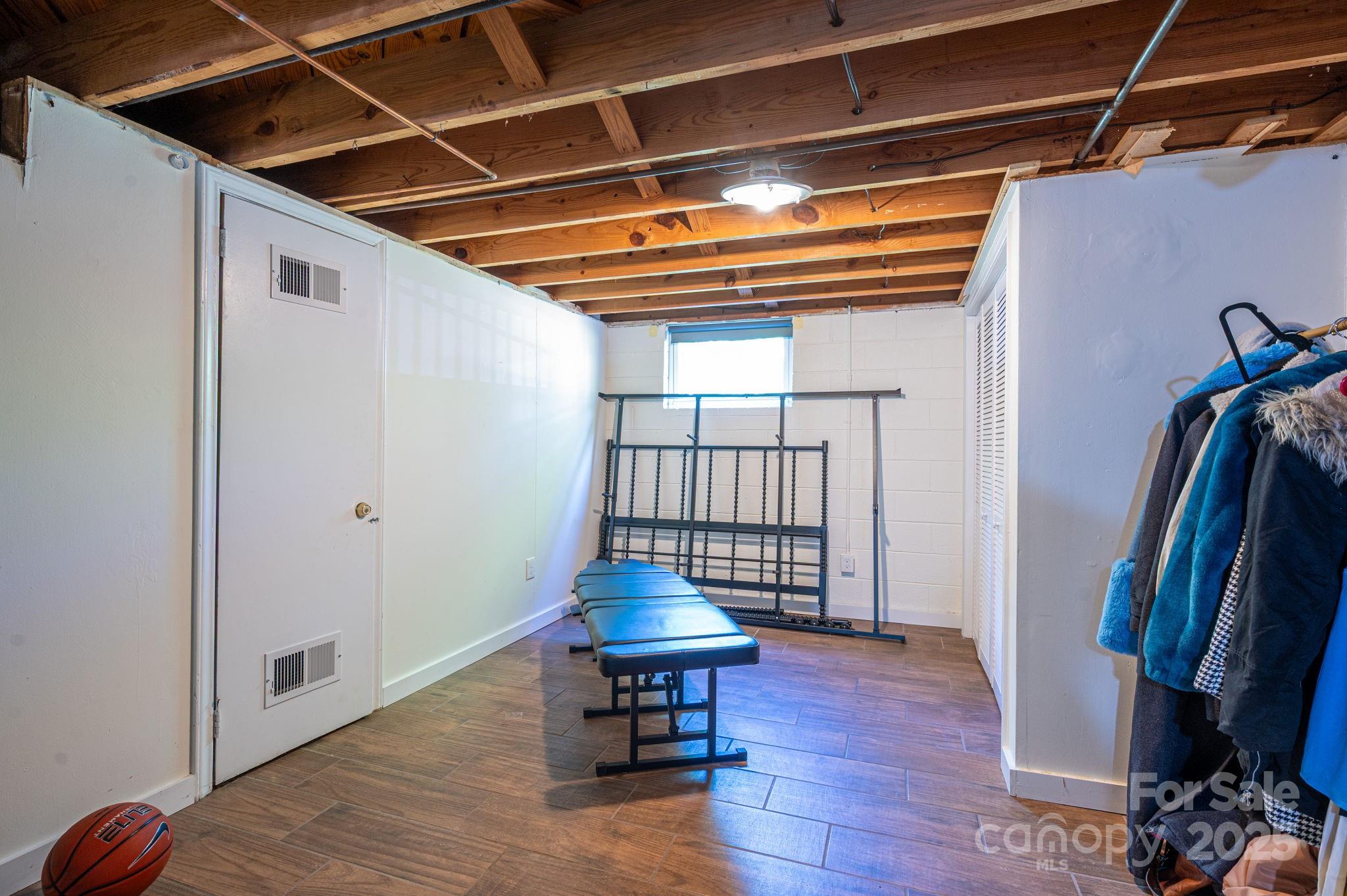 119 Meadowbrook Lane Property Photo 27