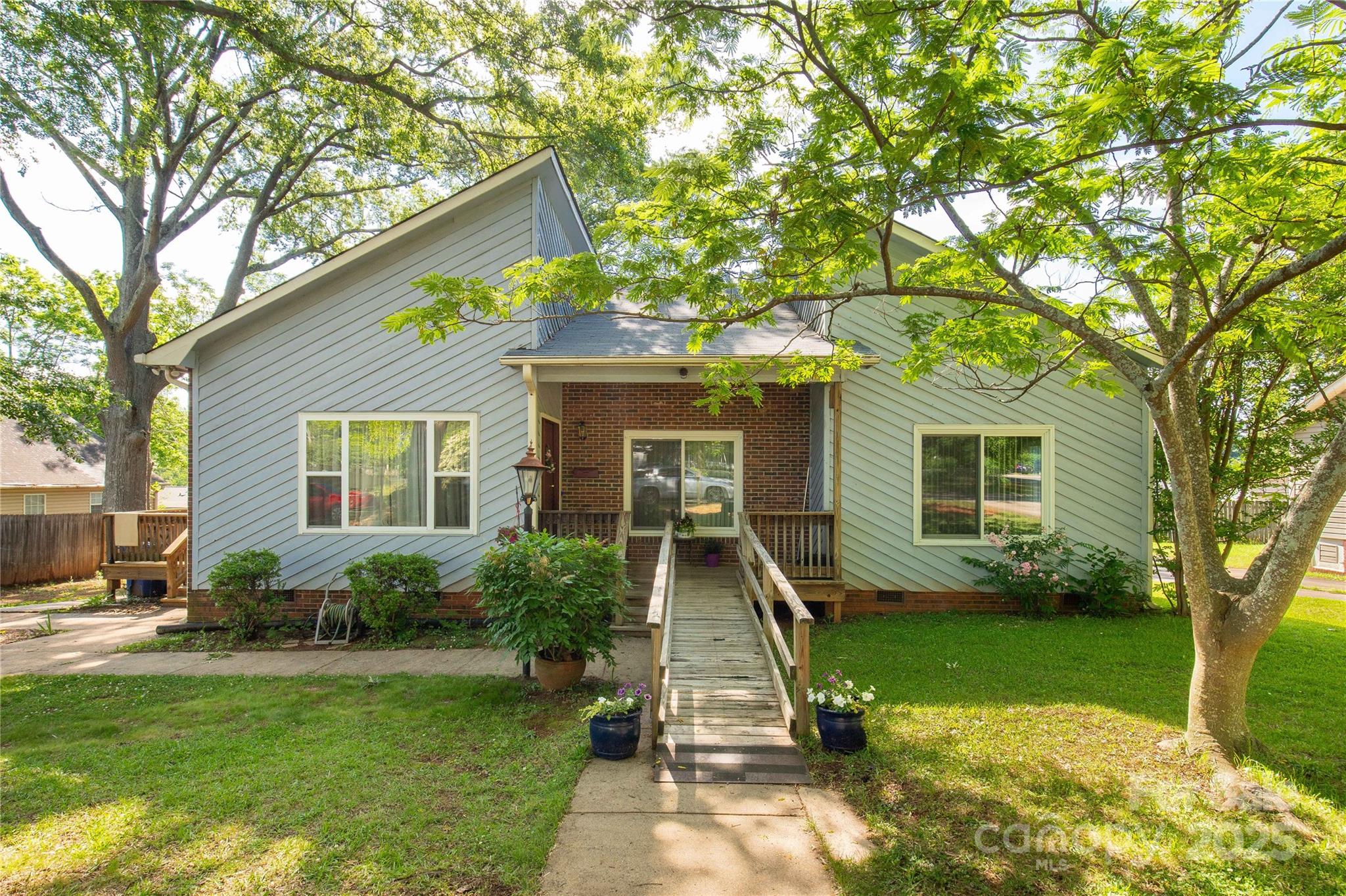 441 Kimbrook Court Property Photo