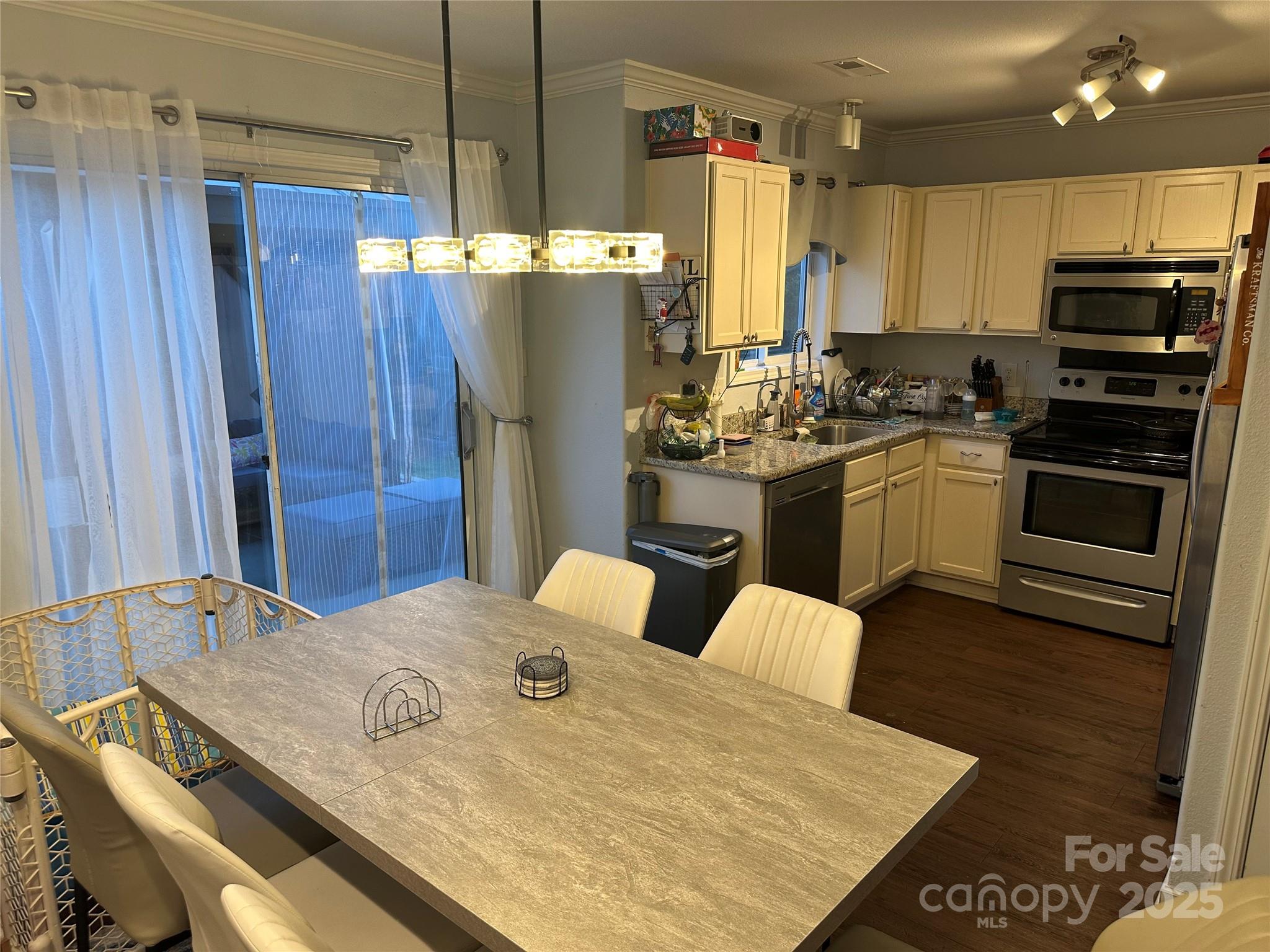 10202 Orchard Grass Court Property Photo 20