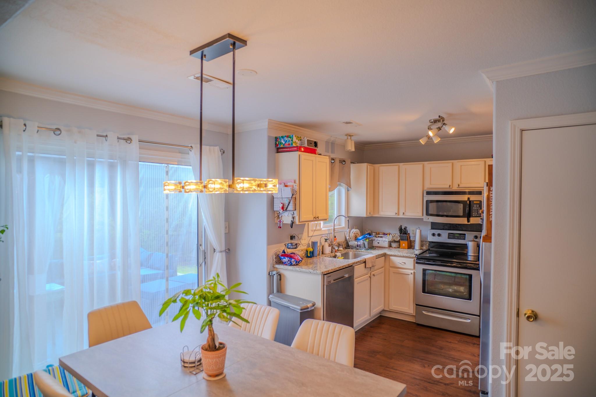 10202 Orchard Grass Court Property Photo 23