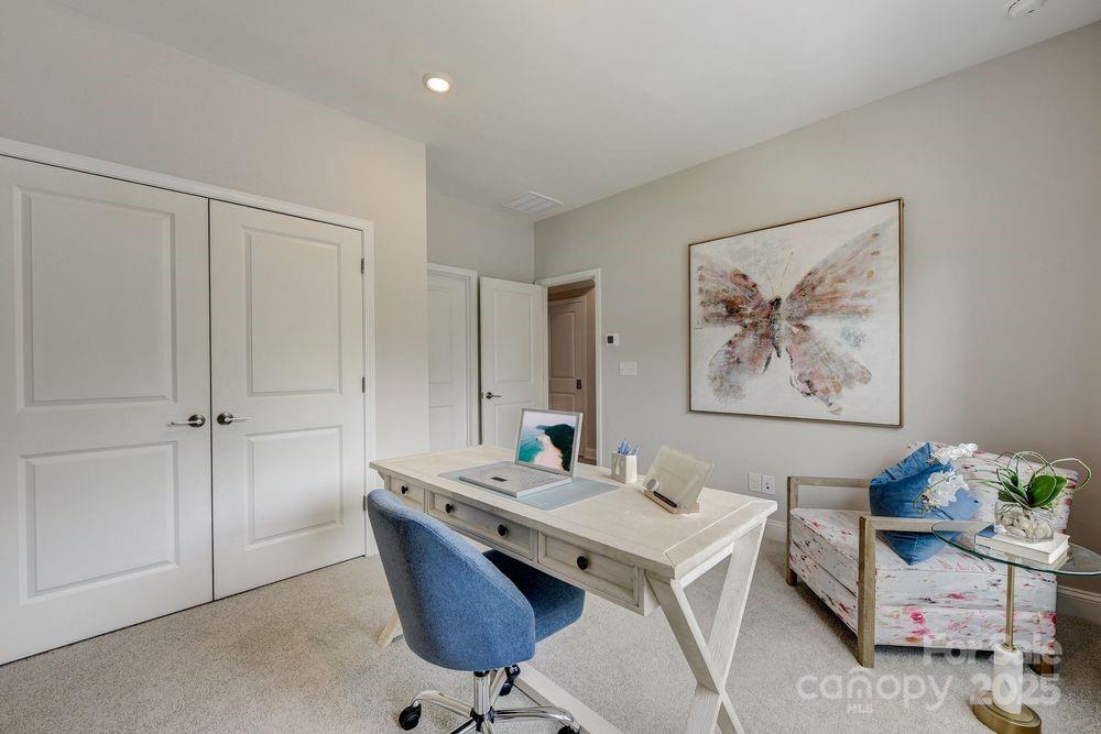 729 Hoke Lane Property Photo 16