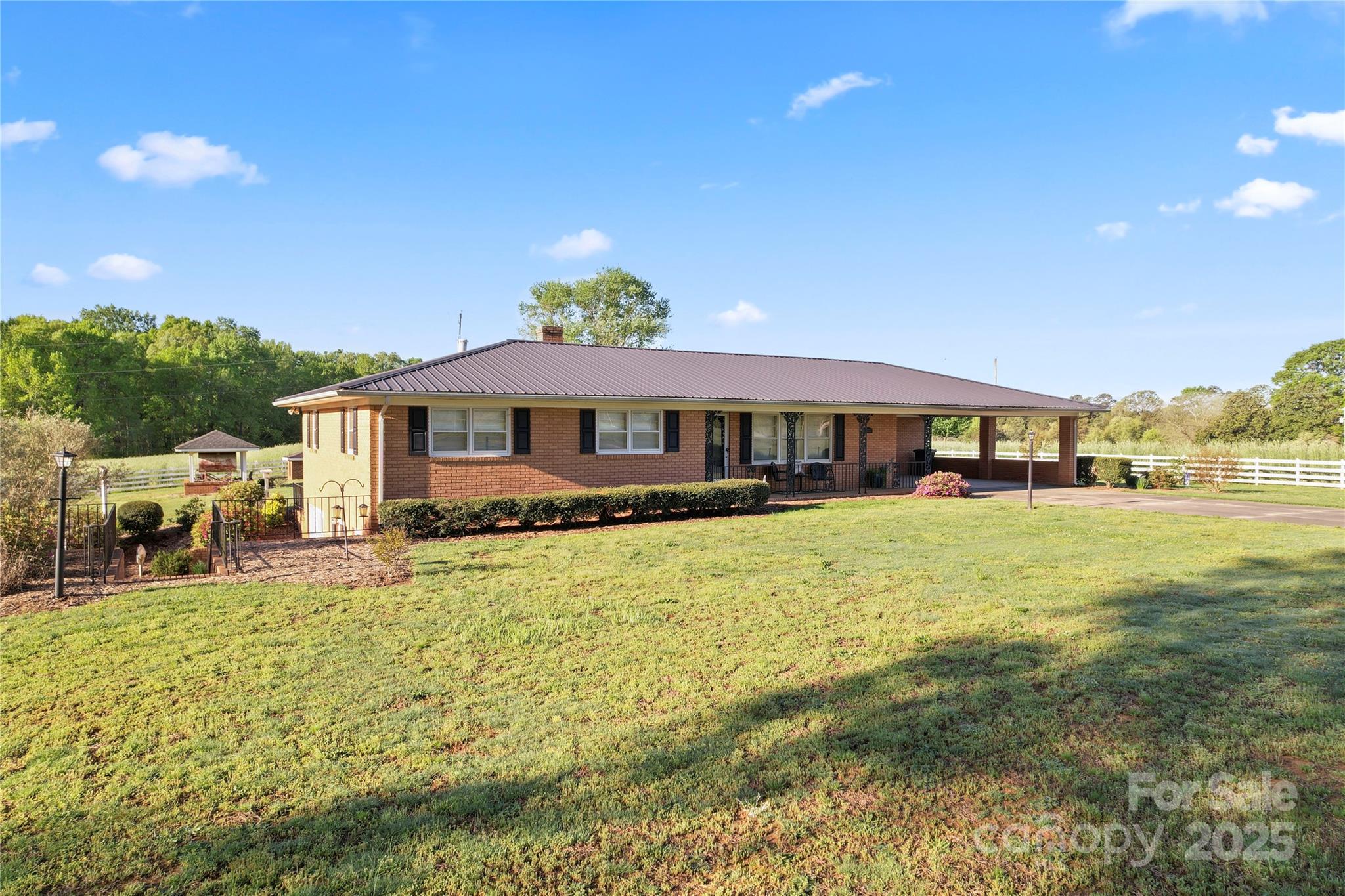 36984 B&c Carter Road Property Photo 5