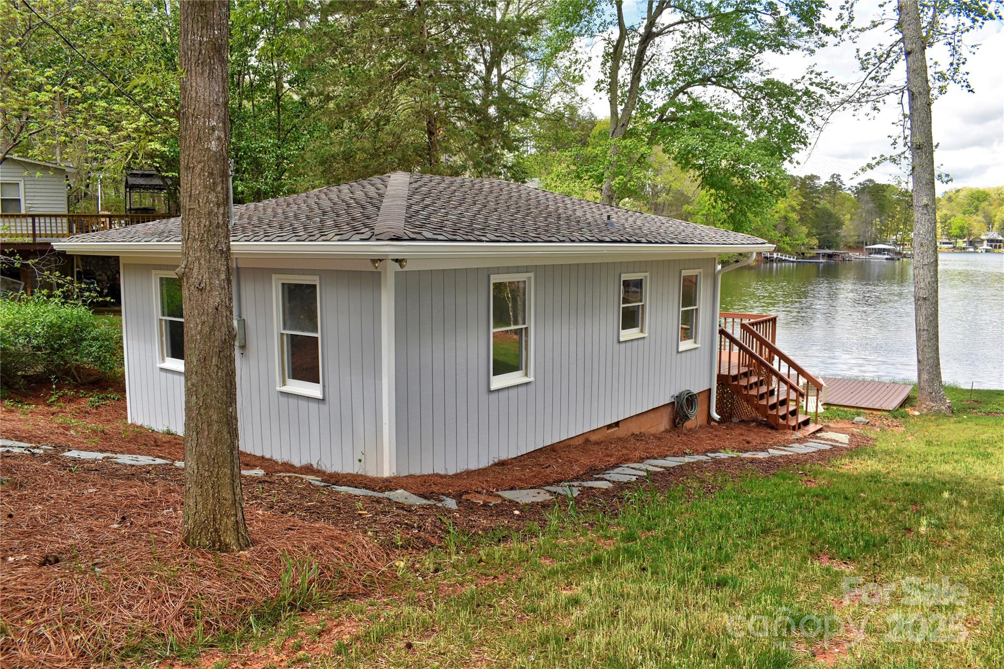 139 Sanford Lane Property Photo