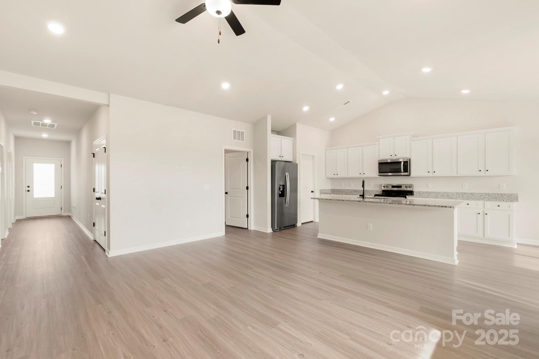 3338 Strong Box Lane Property Photo 3