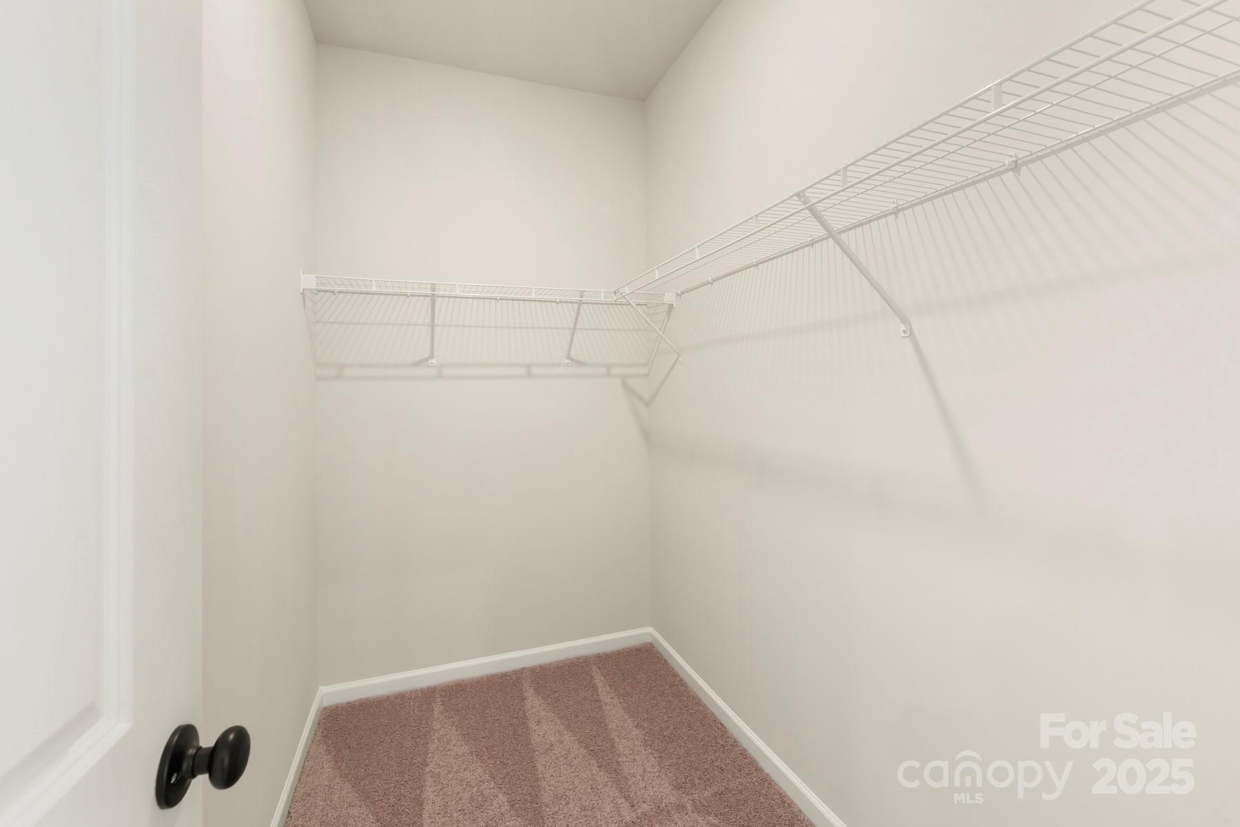 3338 Strong Box Lane Property Photo 12