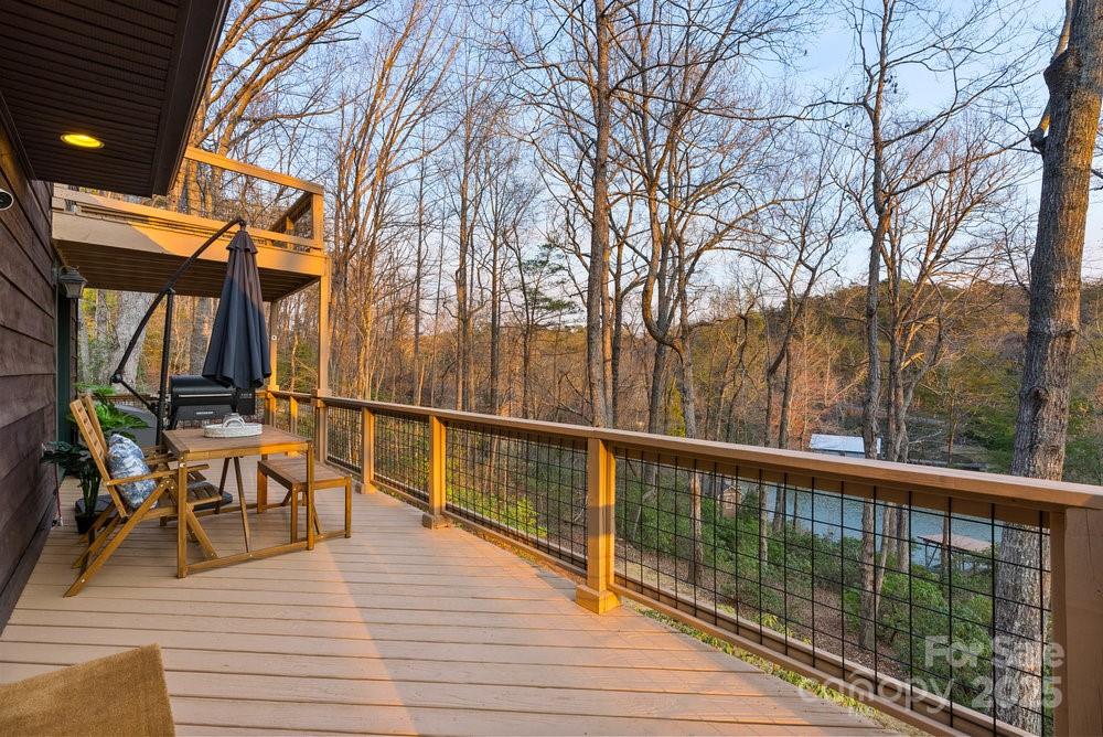 502 Caledonia Loop Property Photo 5