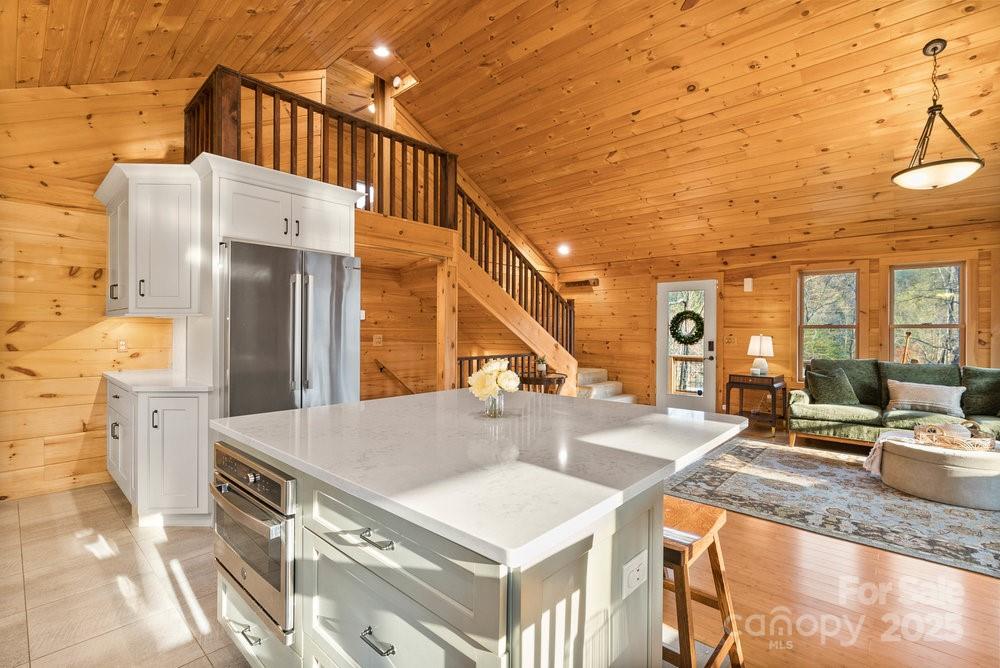 502 Caledonia Loop Property Photo 9