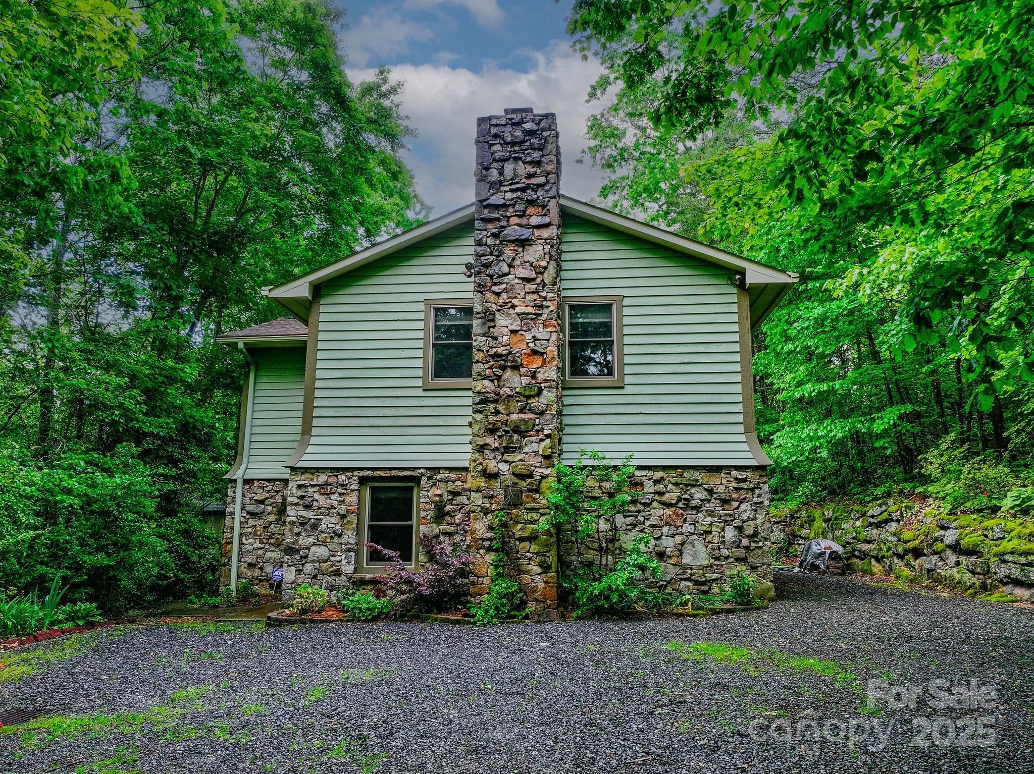 309 Old Farm School Road Property Photo