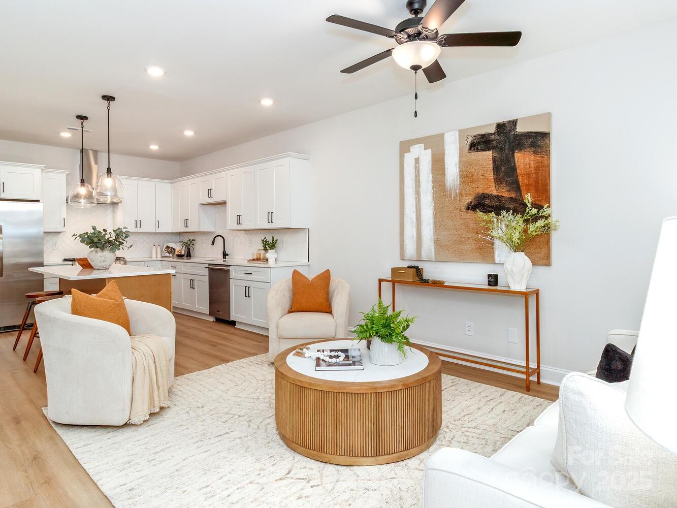 2507 Elon Street Property Photo 12