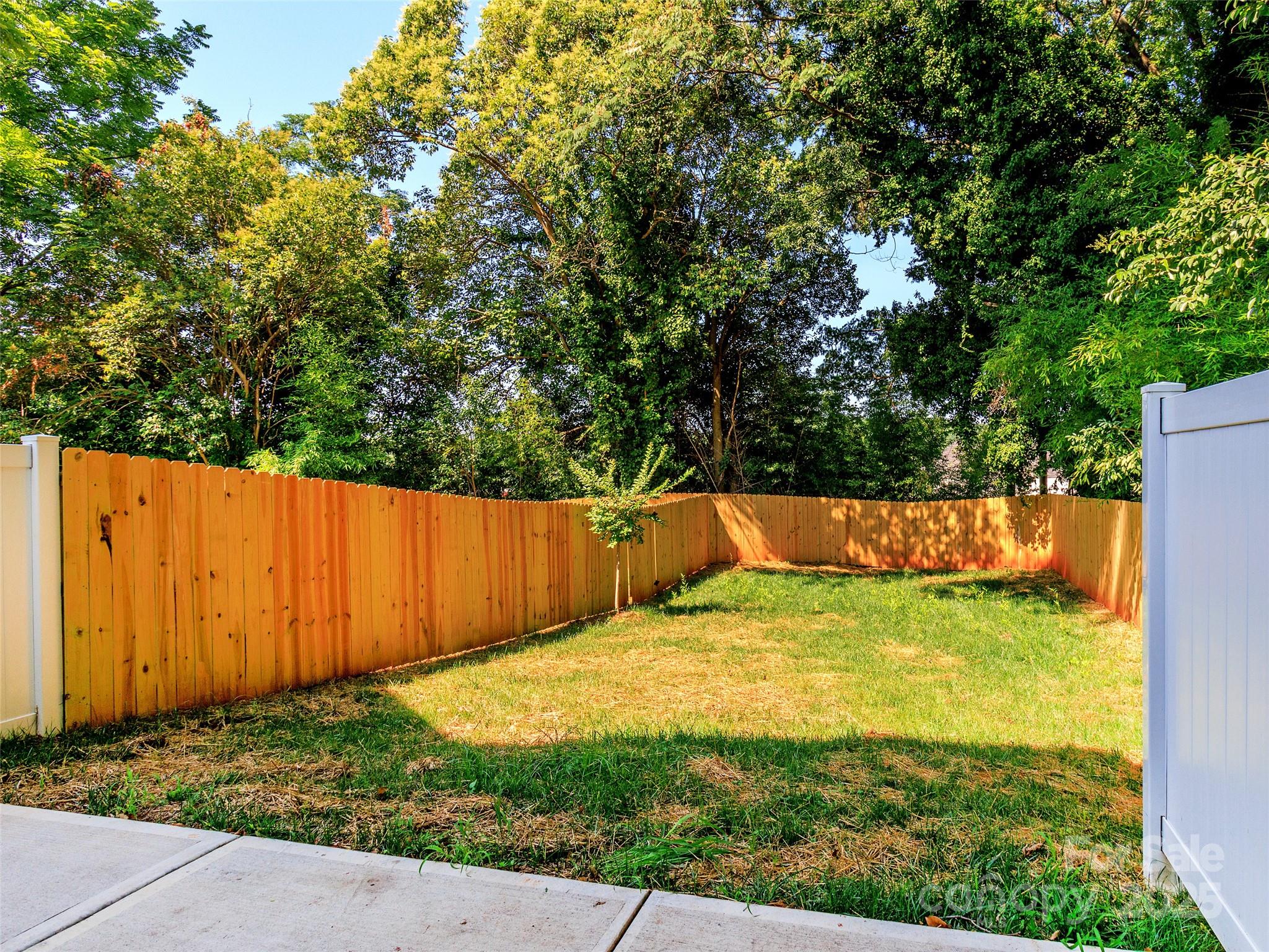 2507 Elon Street Property Photo 32