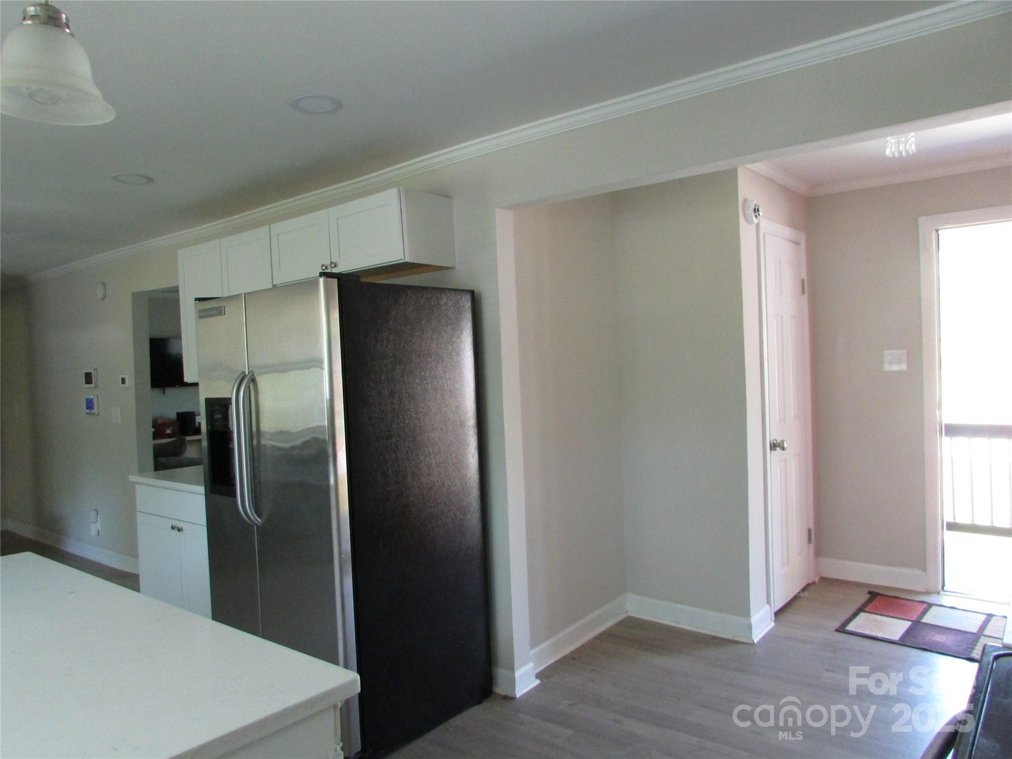 412 E Broad Street Property Photo 12