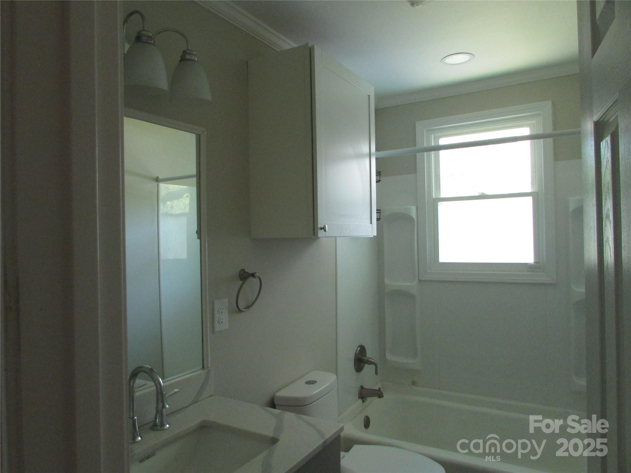 412 E Broad Street Property Photo 20