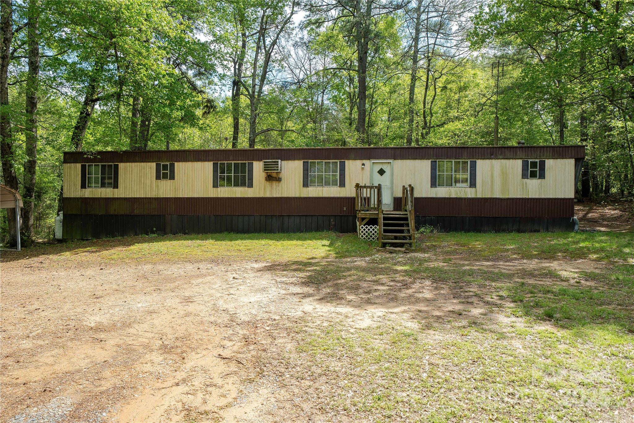 2275 Brown Creek Church Road Property Photo