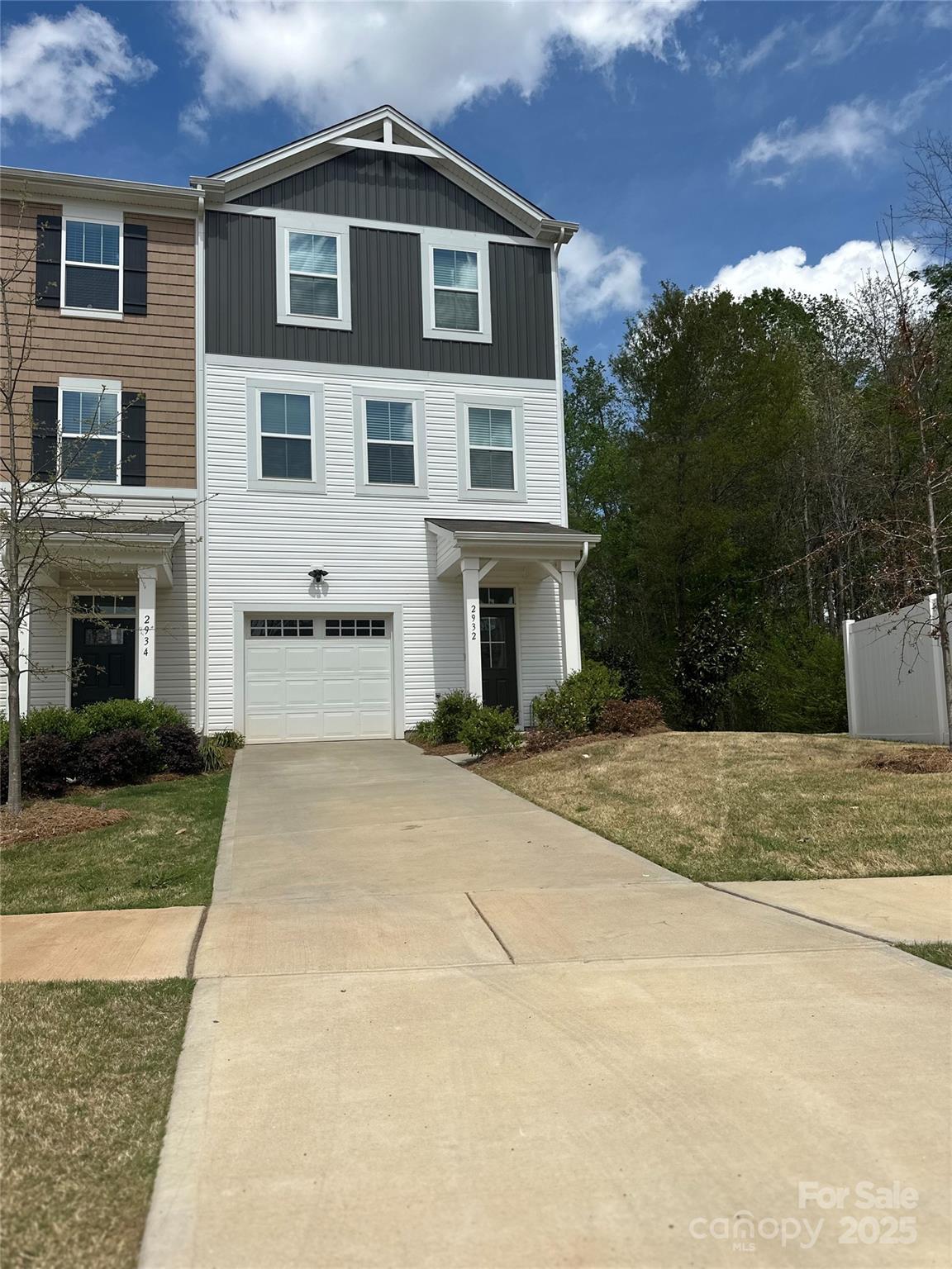 2932 Pirates Place Property Photo 1