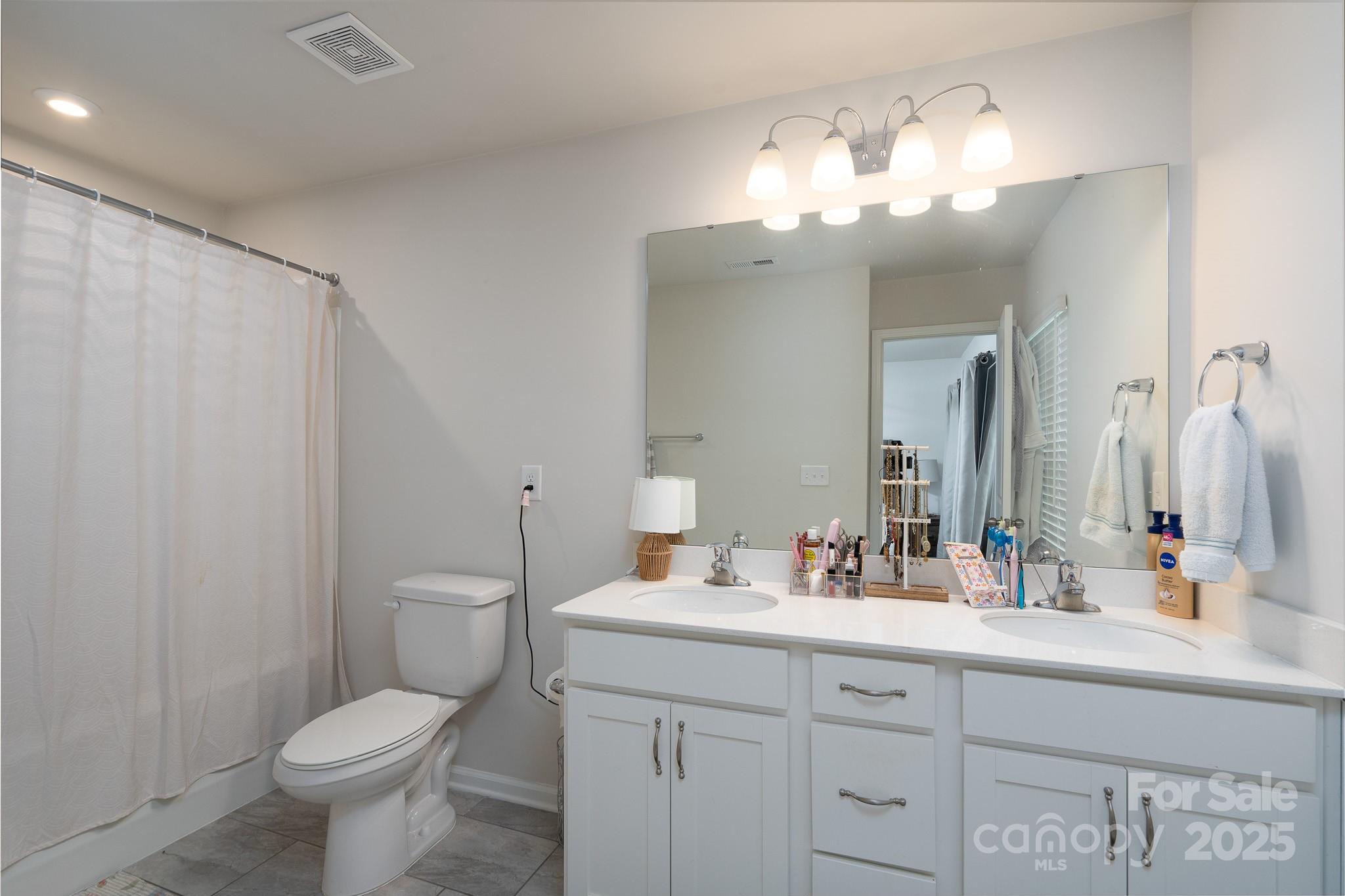 2932 Pirates Place Property Photo 18