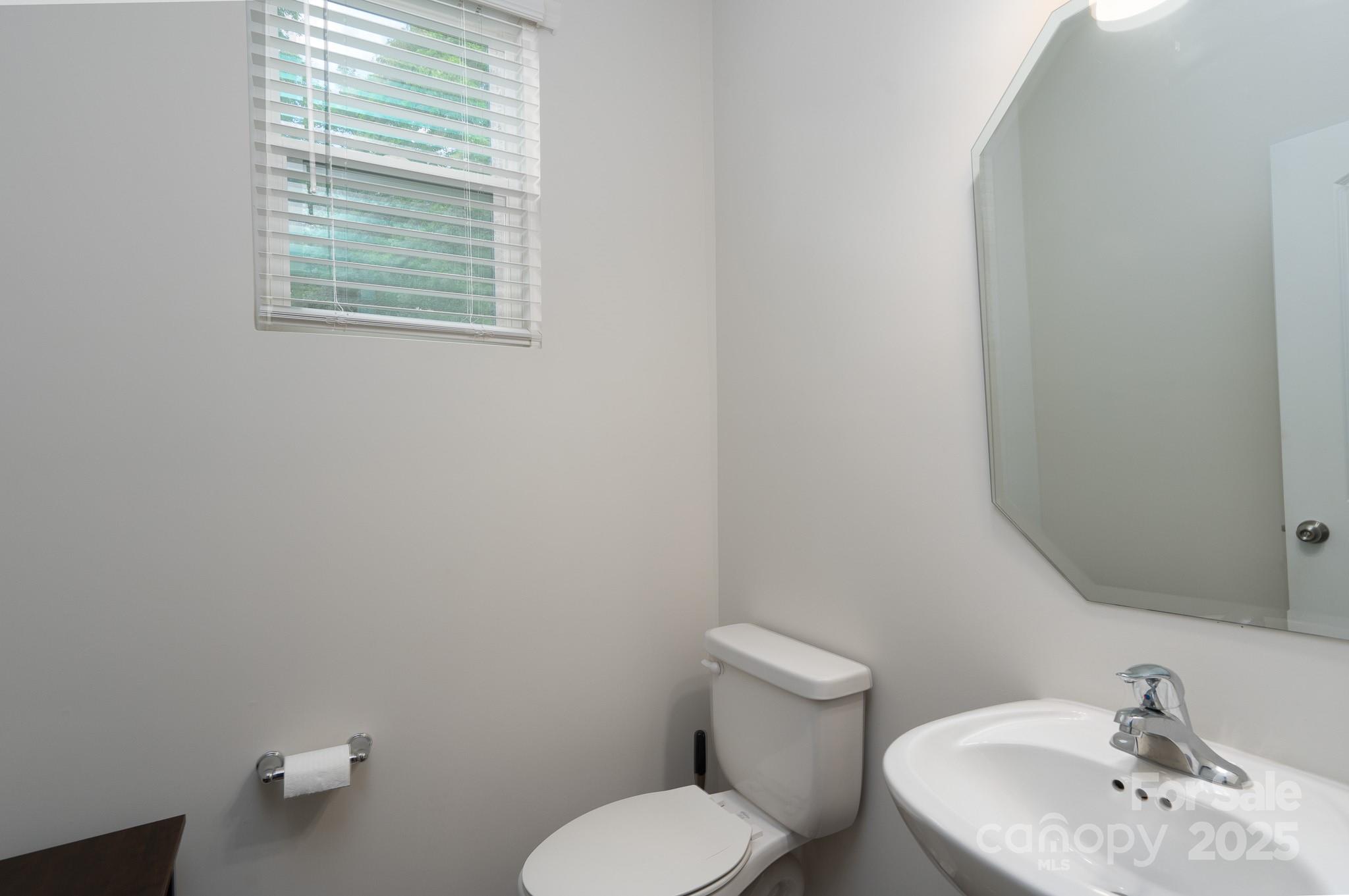 2932 Pirates Place Property Photo 24