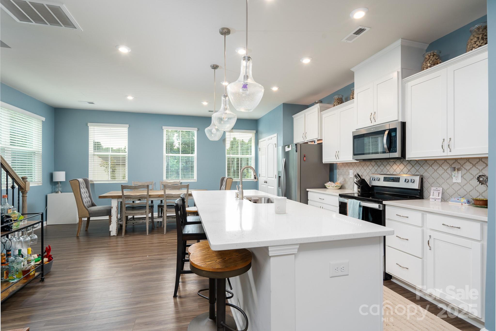 2932 Pirates Place Property Photo 25