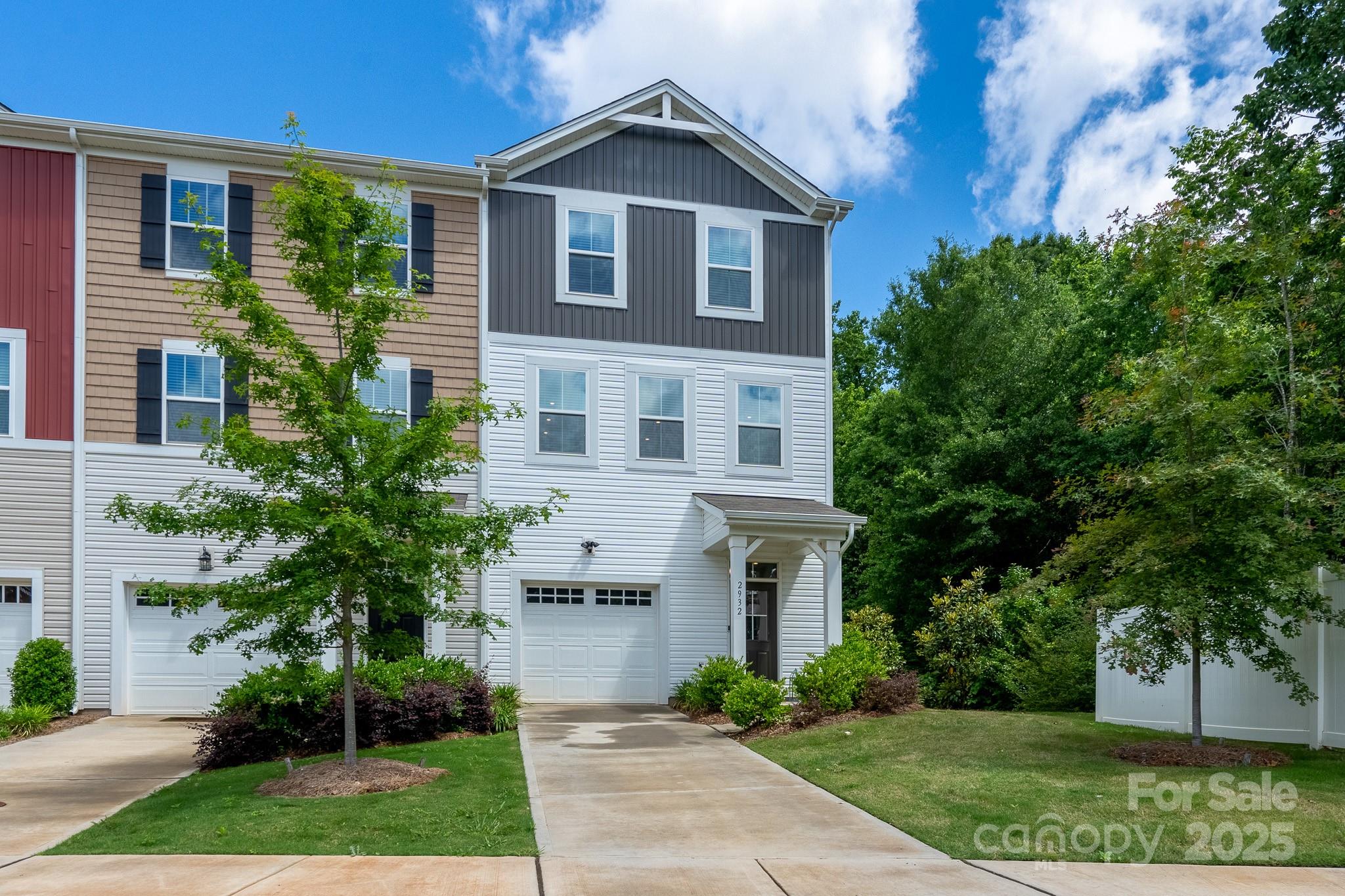 2932 Pirates Place Property Photo 35