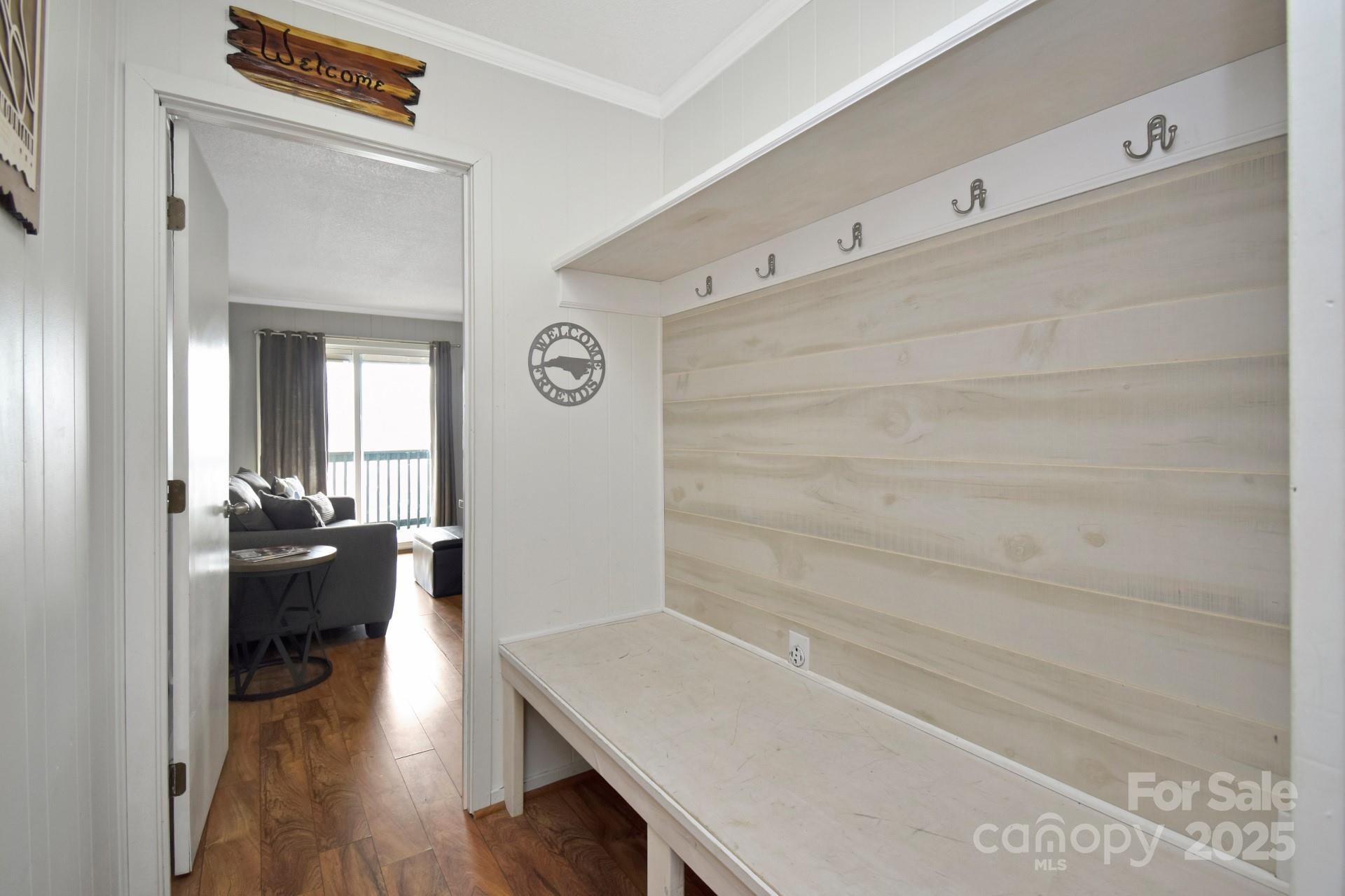 301 Pinnacle Inn Road 3130 Property Photo 15