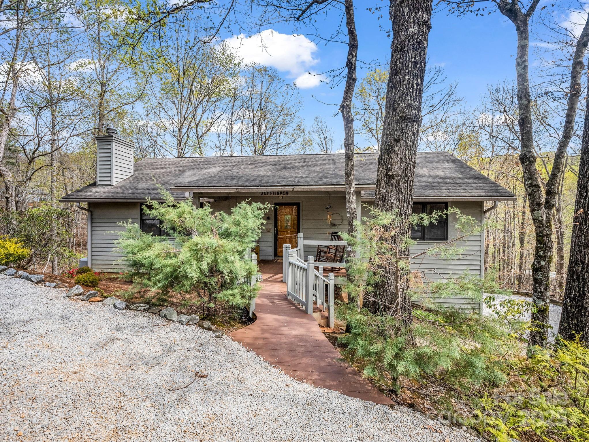 780 Rixhaven Drive Property Photo