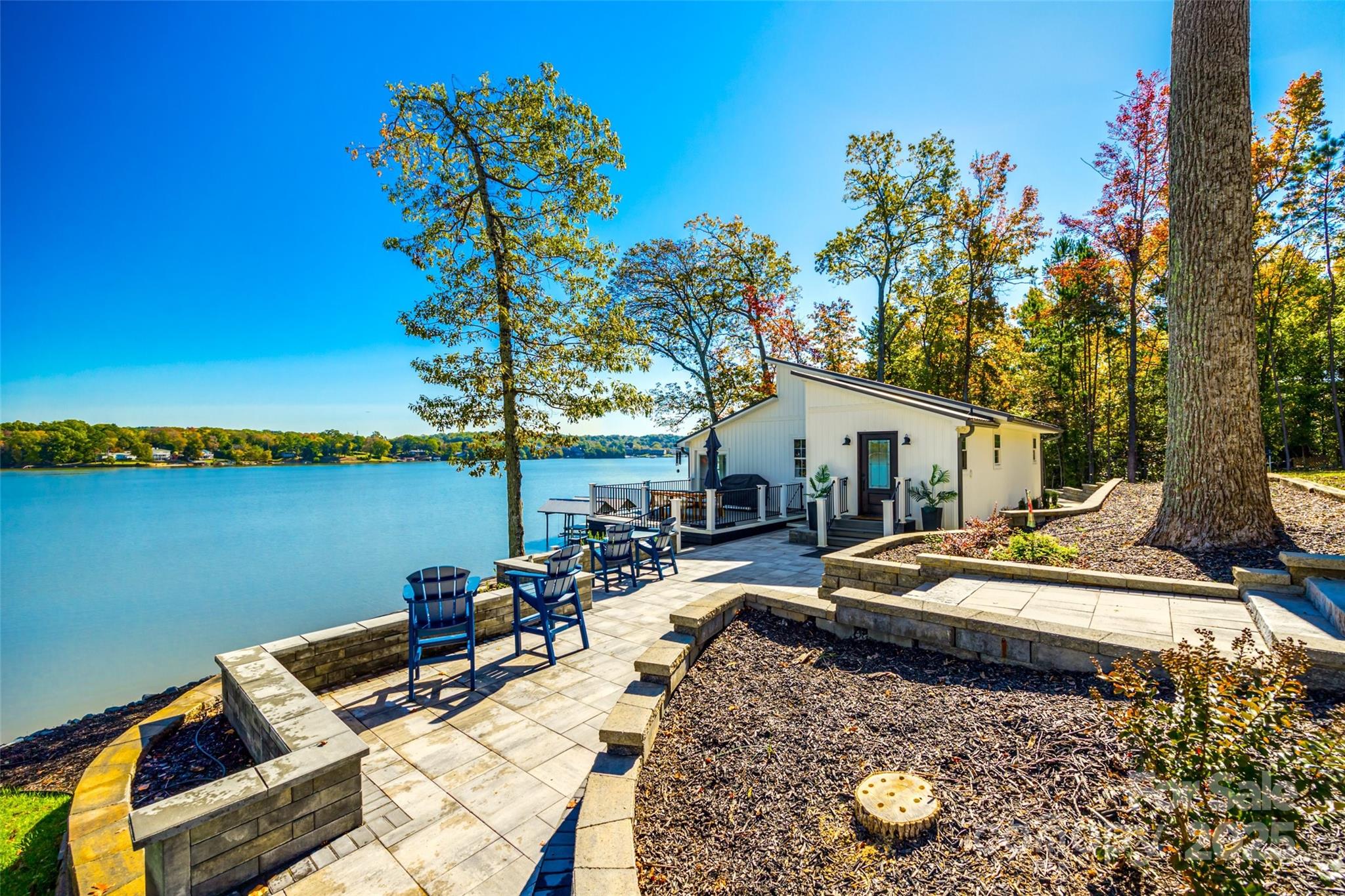 6788 Bucleigh Road Property Photo